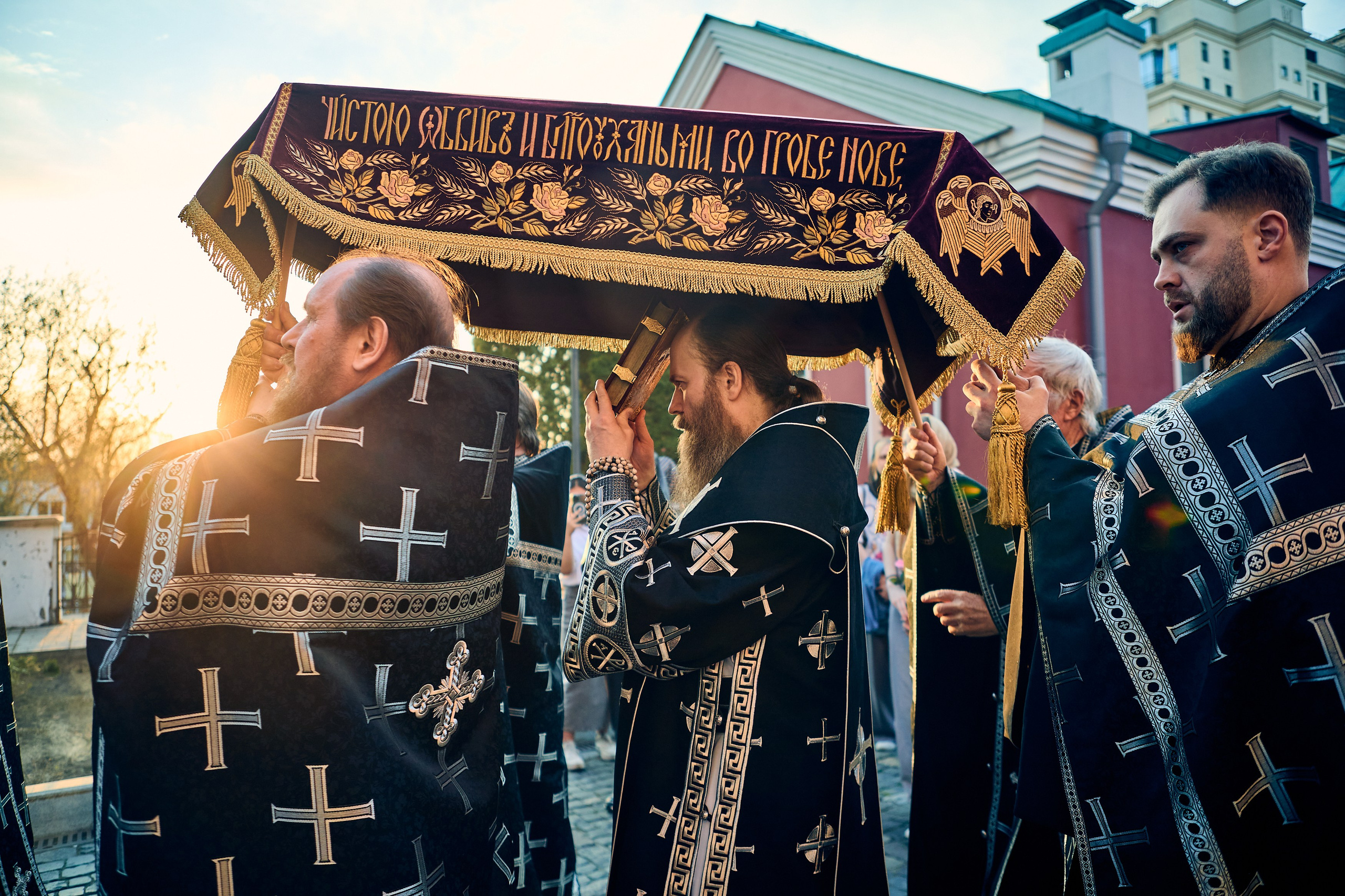 Утреня. Погребение Спасителя. DMITRY MOISEENKO — фотограф, художник, топ-стилист