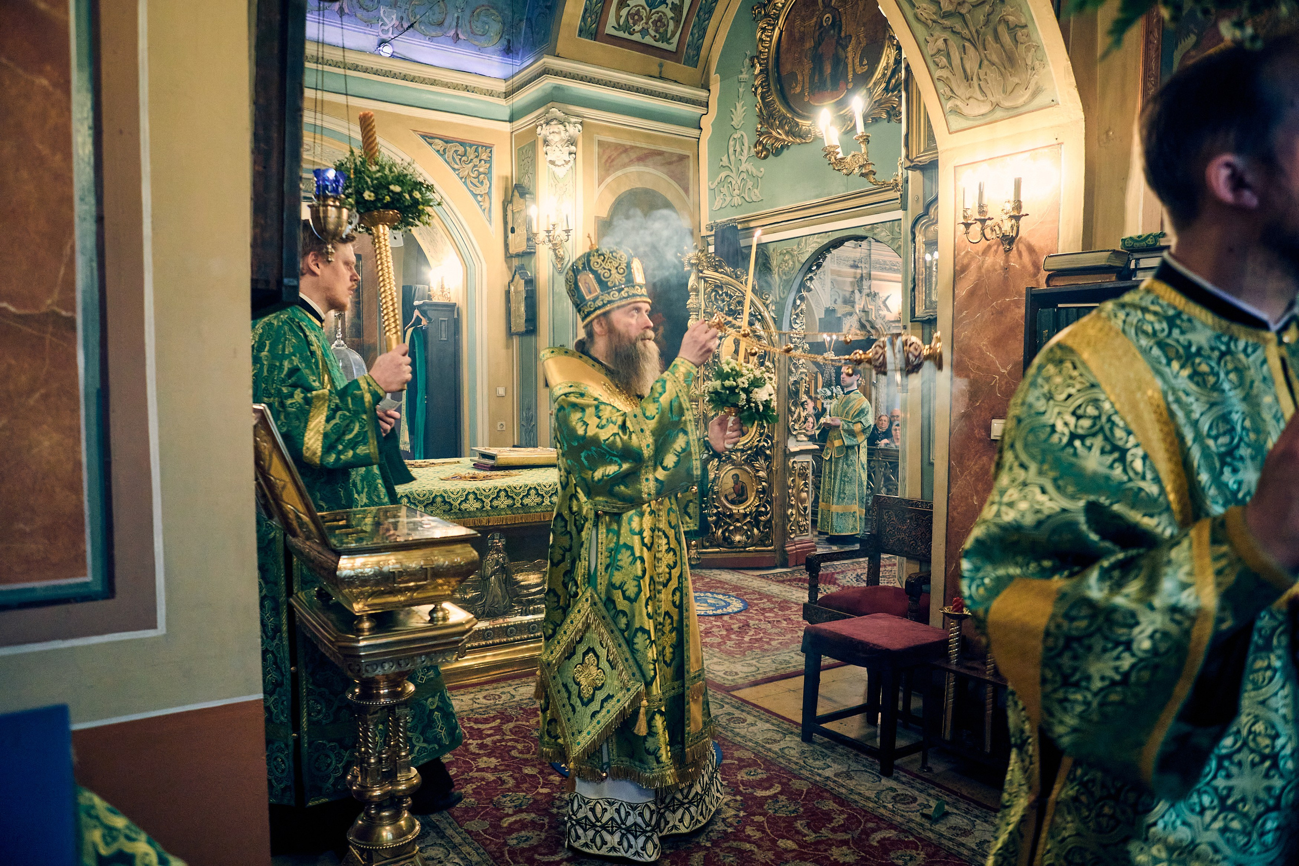 На всенощном бдении под Неделю ваий. DMITRY MOISEENKO — фотограф, художник, топ-стилист