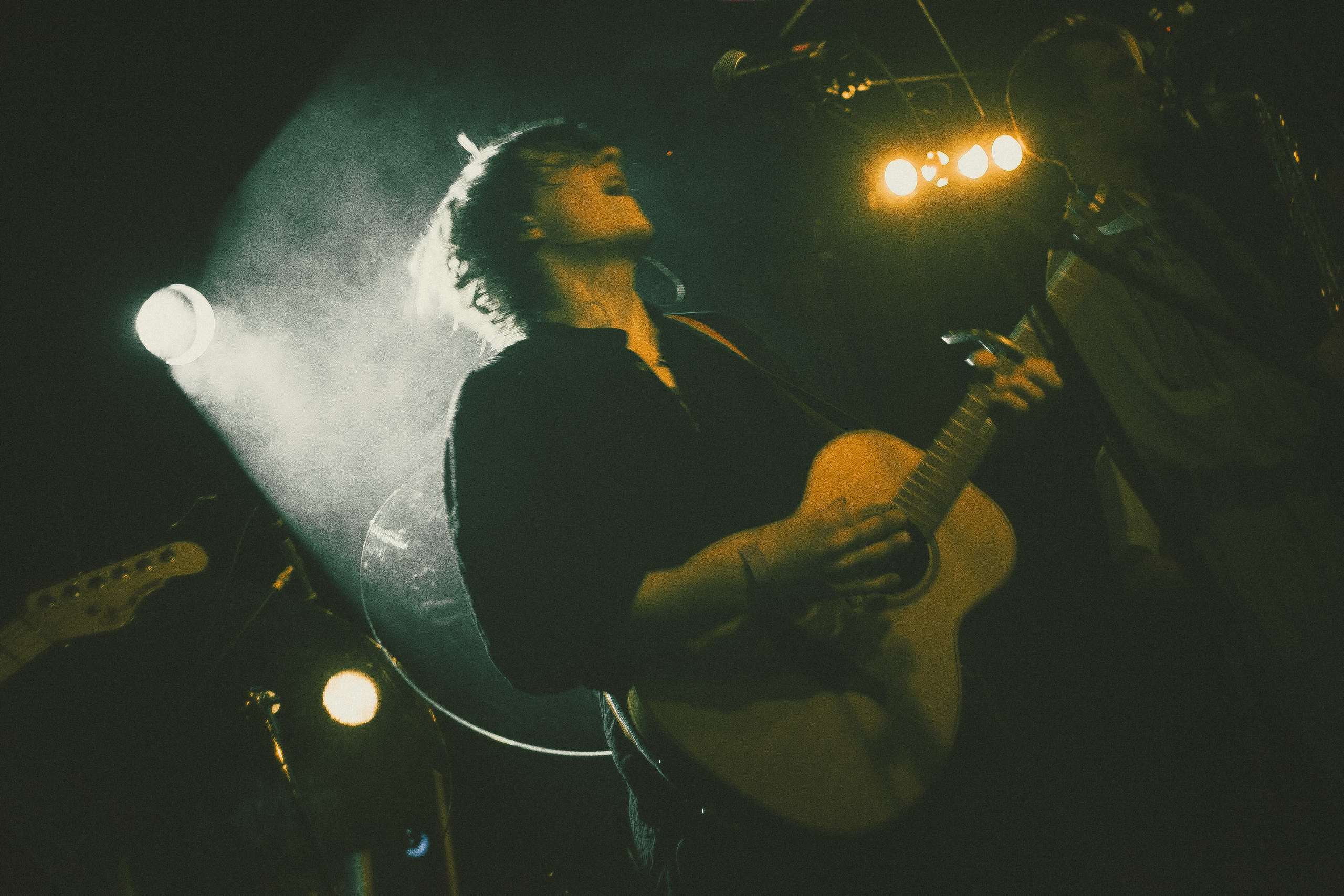 Концерт «Бонд с Кнопкой» 16тонн. Портретный и художественный фотограф в Москве