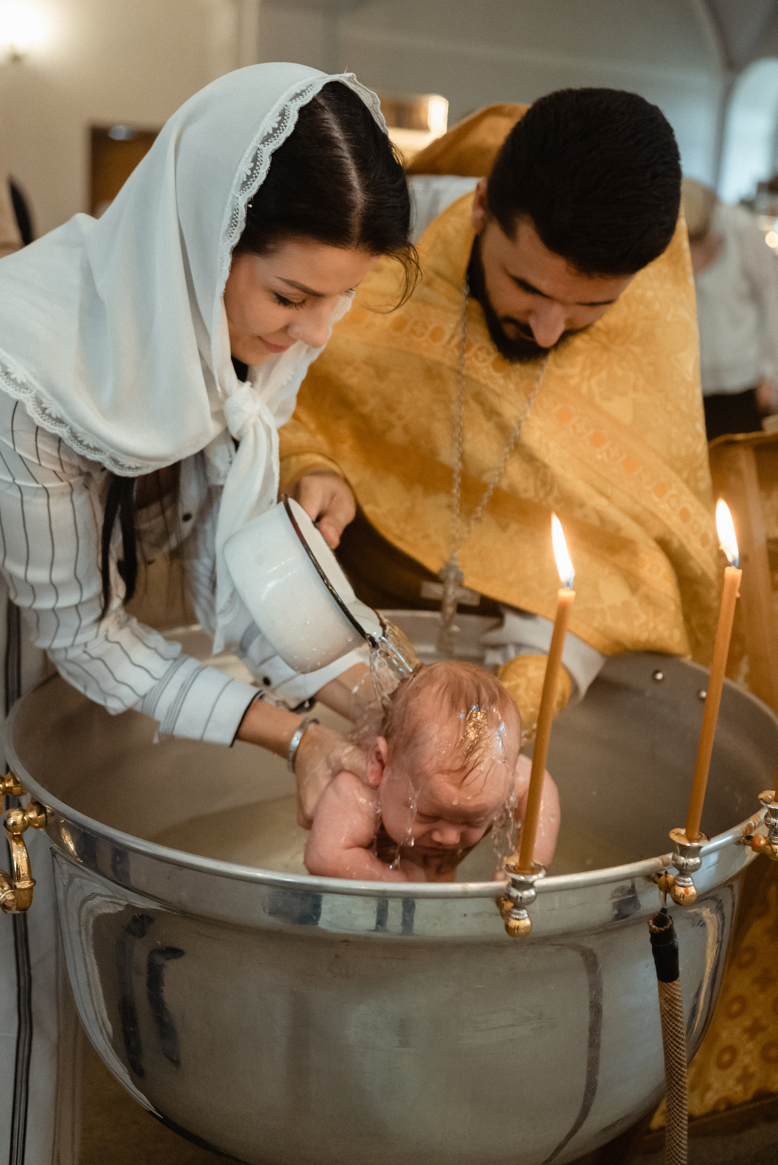 Таинство крещения, кадры. Семейный фотограф в г.Москве Катя Норм