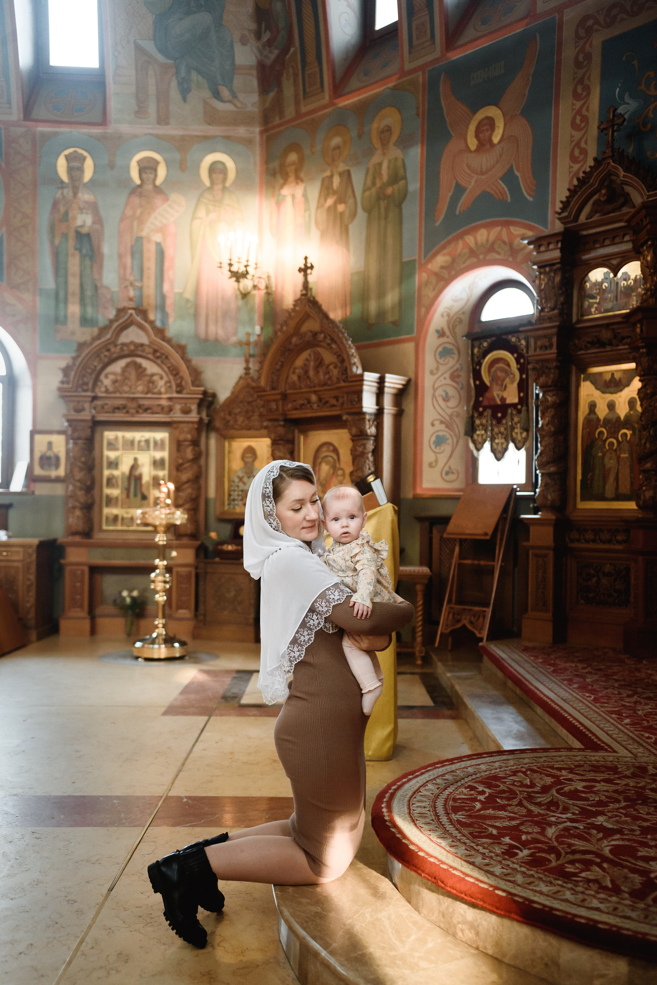 Таинство крещения, кадры. Семейный фотограф в г.Москве Катя Норм