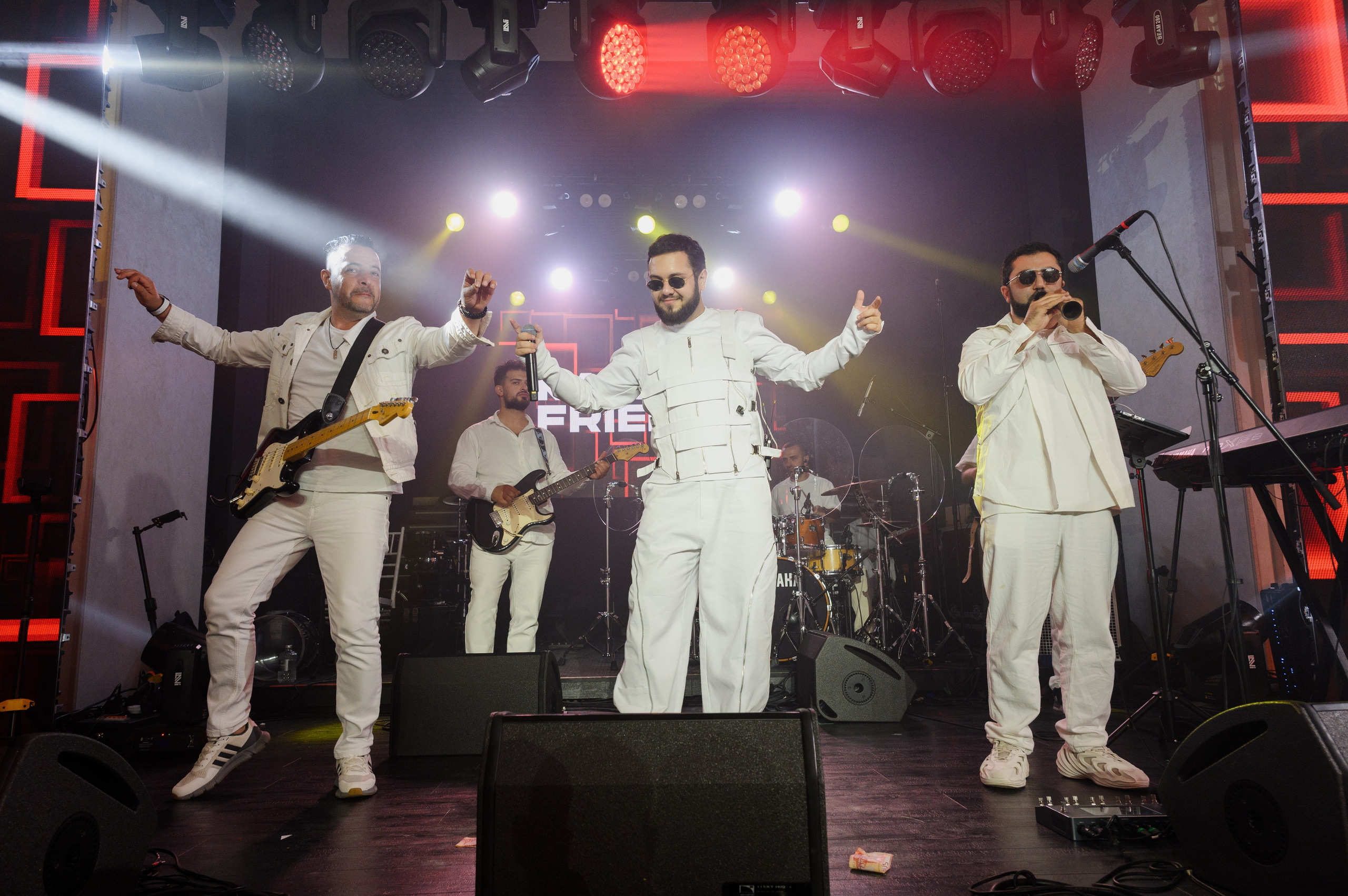 Красивое сватовство со звездами в Сид Холе в Пятигорске! ТВИНС СТУДИО. ТВИНС СТУДИО — лучшие свадебные фотографы и видеографы в Краснодаре