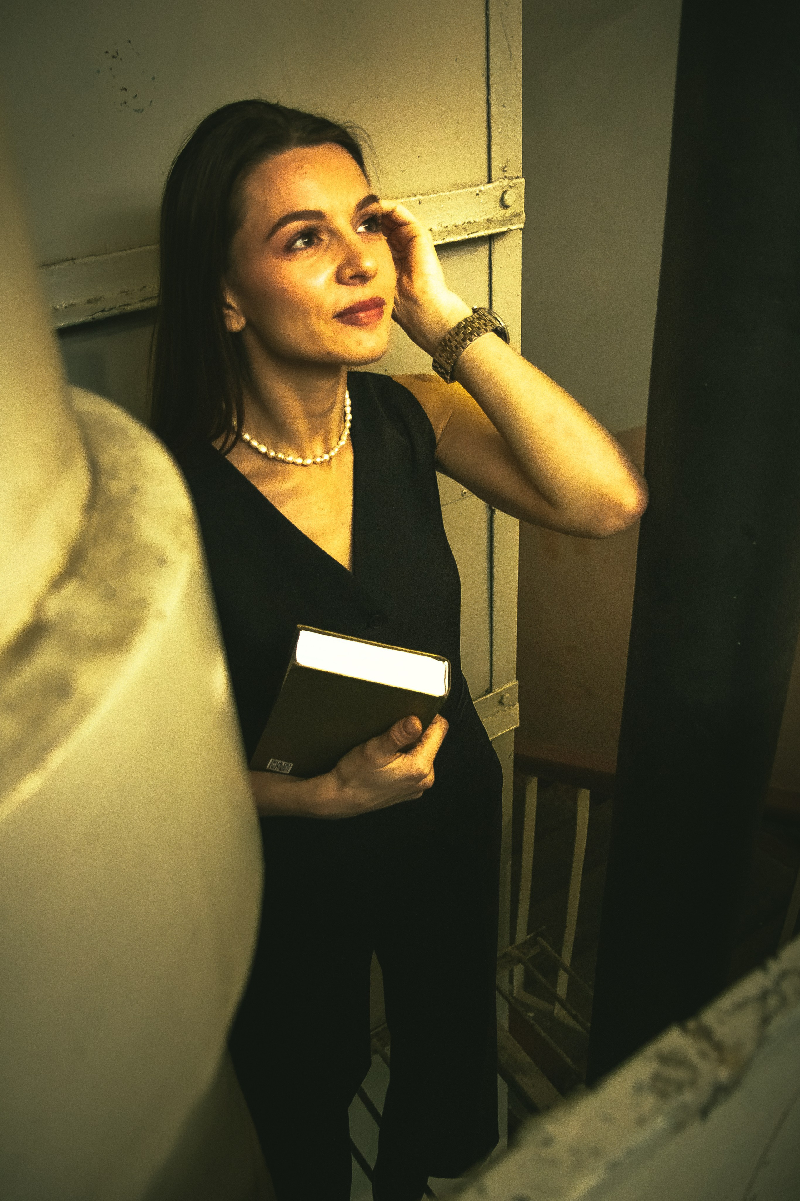 Зашла почитать. Максим Тимофеев Фотограф Ачинск