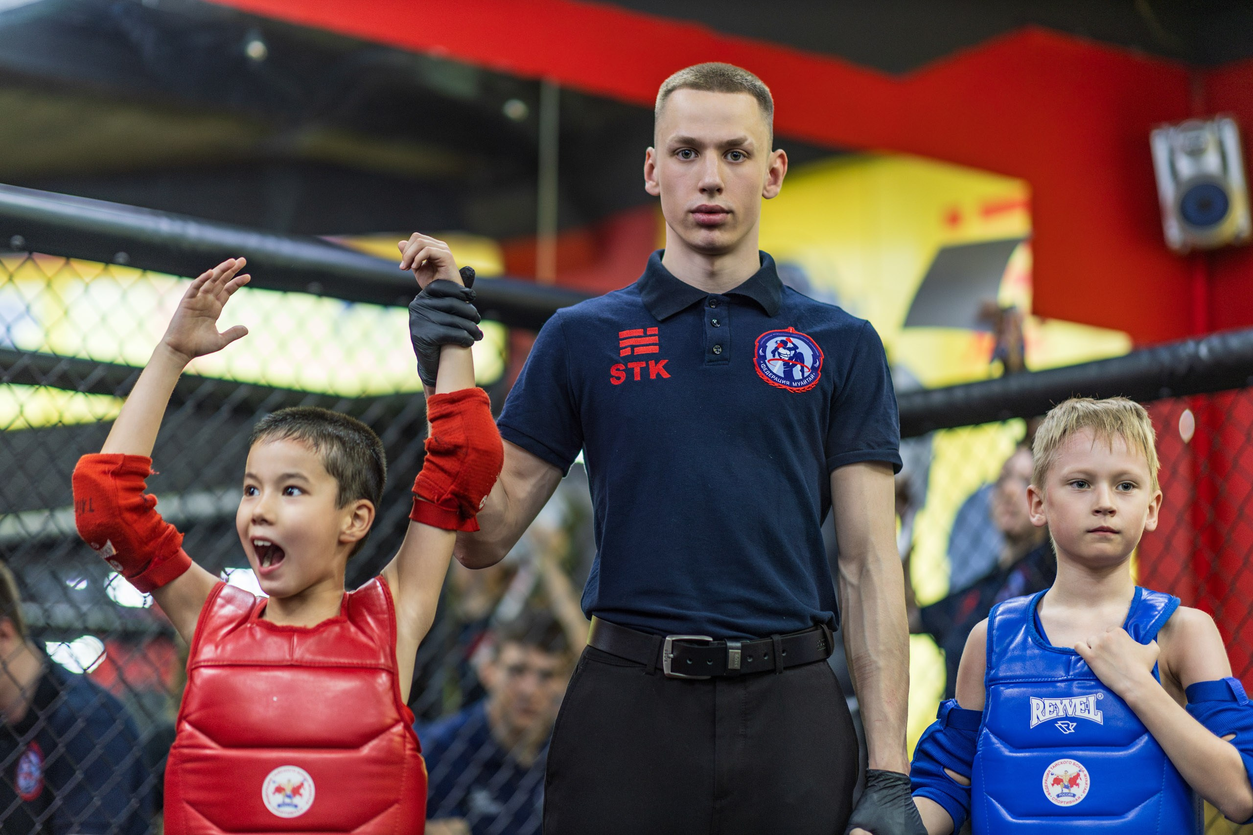 Золотой слон. Репортажный фотограф Екатеринбург | Яркий, качественный репортаж | Концерты, клубы, репортаж, праздники, корпоративы