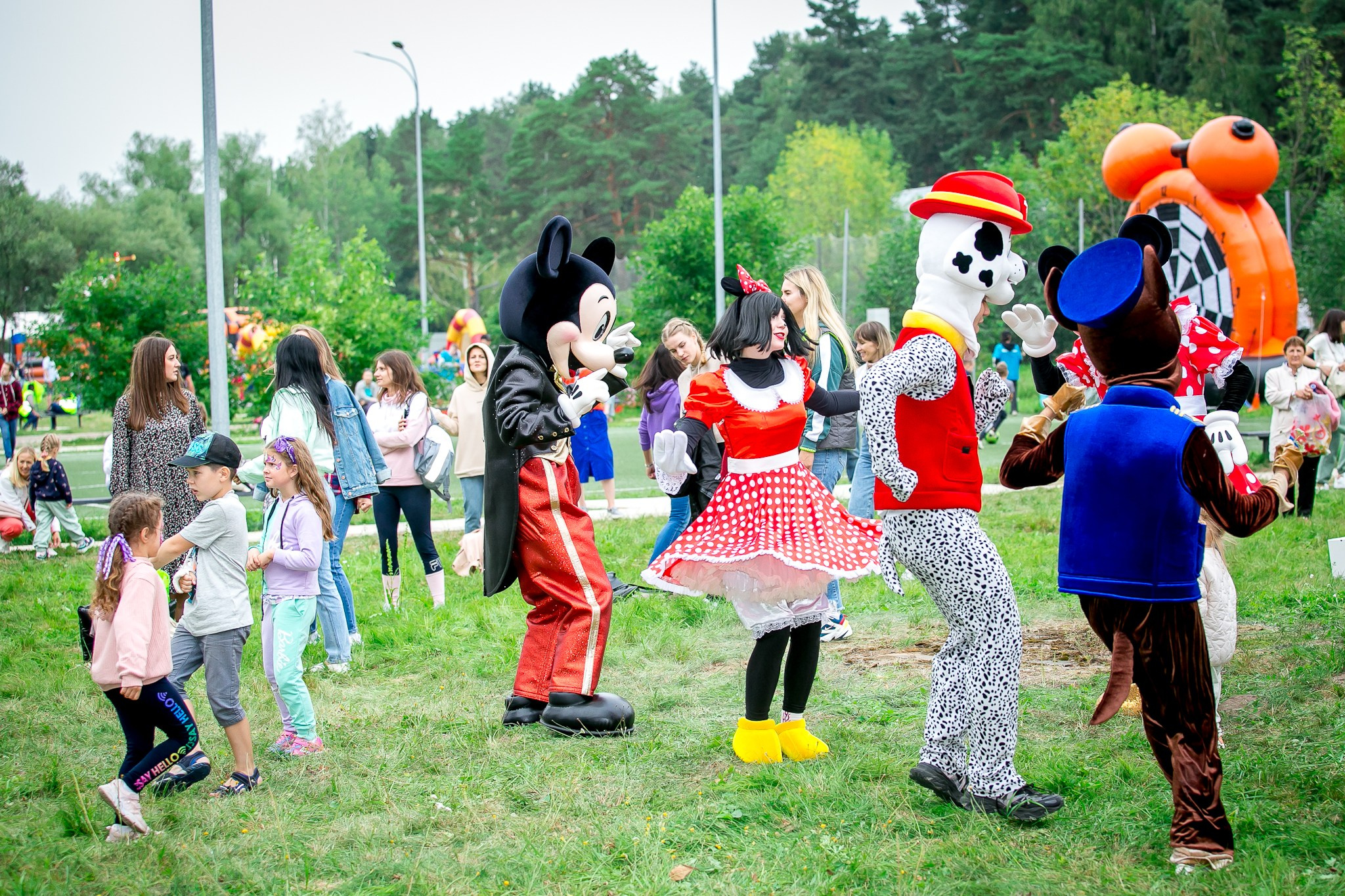 *Entertainment. Фотограф в MICE Дмитрий Плисов