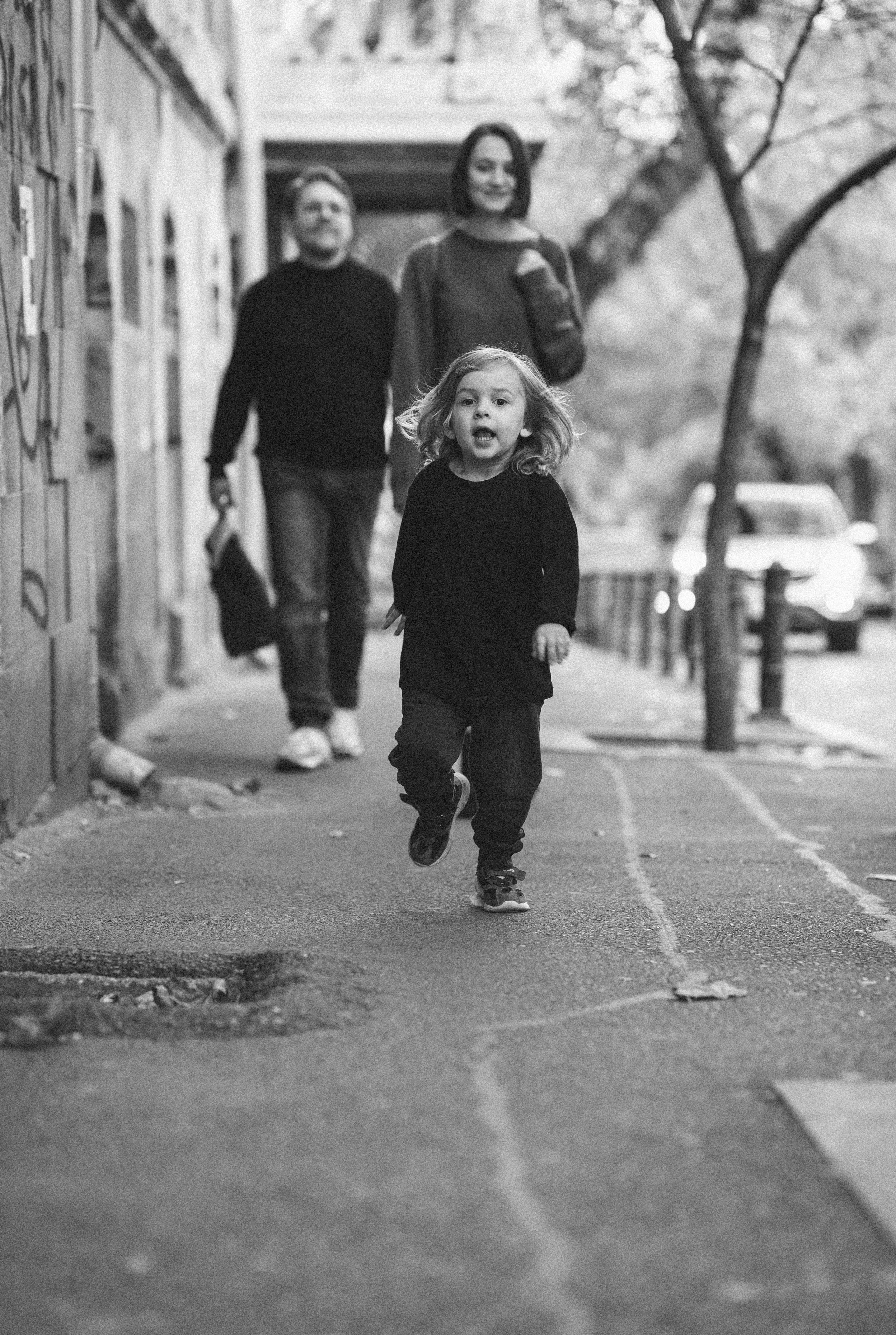 …история о прогулке в старом городе и семье. Марковы: фото, видео, кино и книги