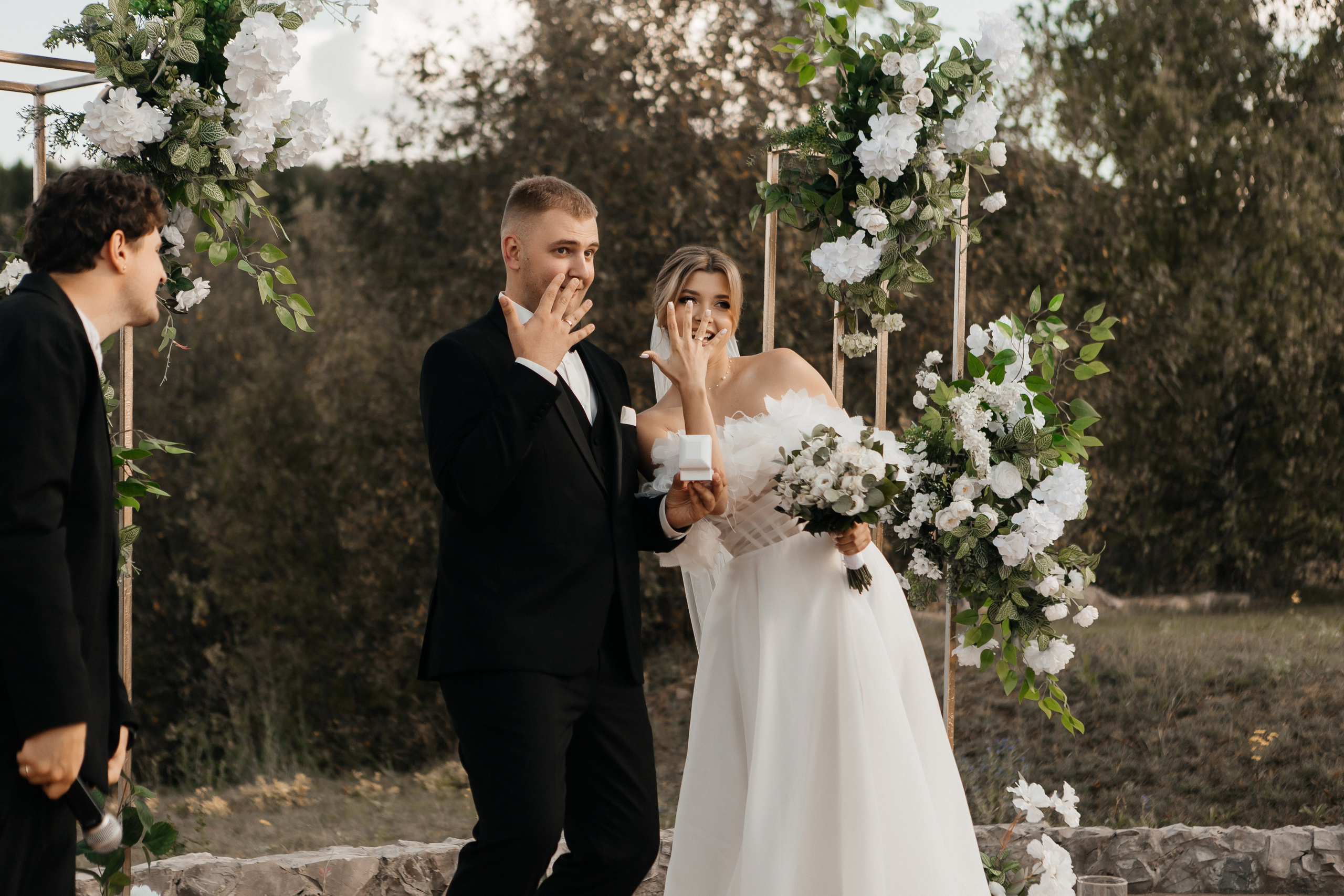 Взгляды полные счастья. Свадебный фотограф в Туле, Москве. Ангелина Зеленина