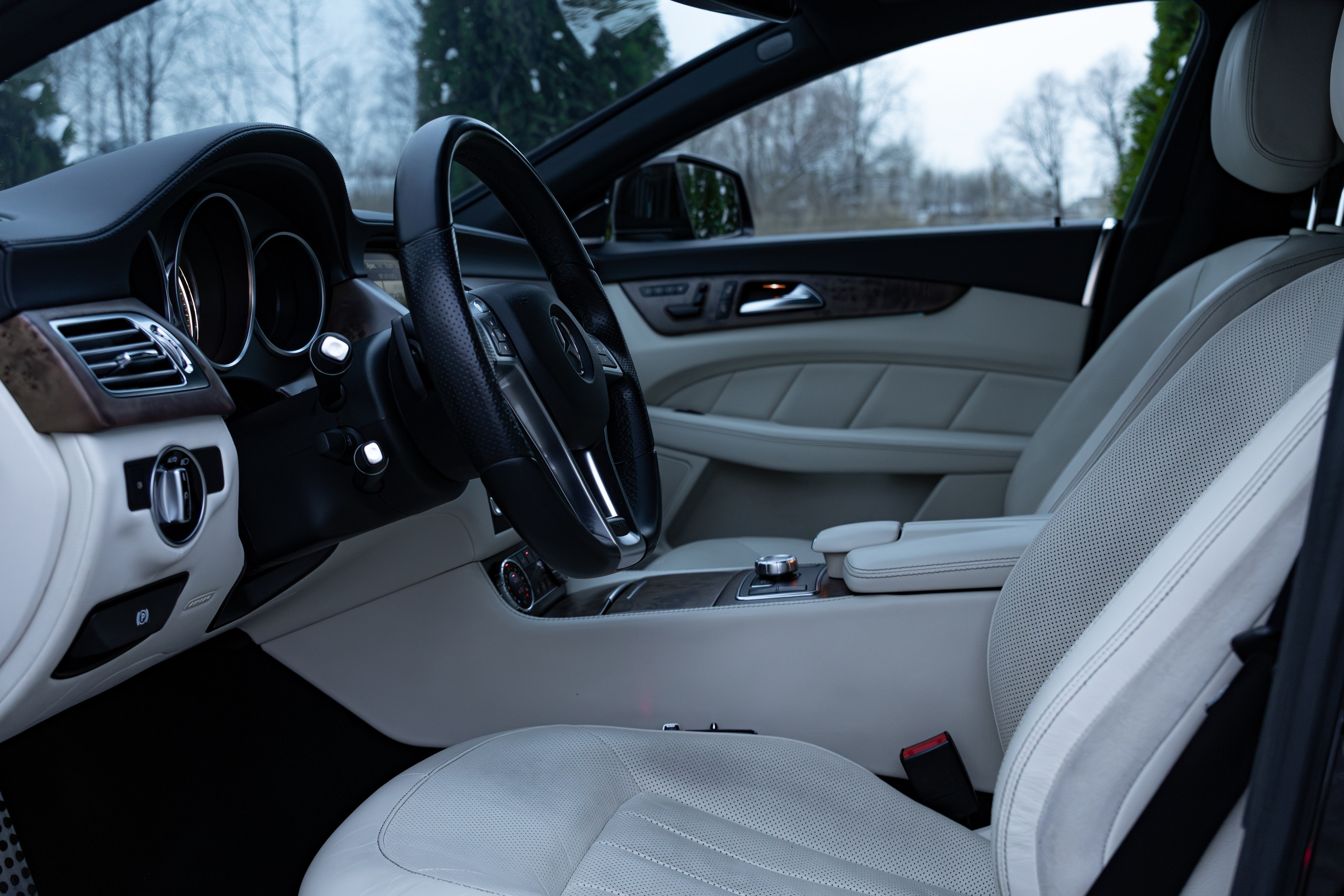 Mercedes-Benz CLS. Photo-nk