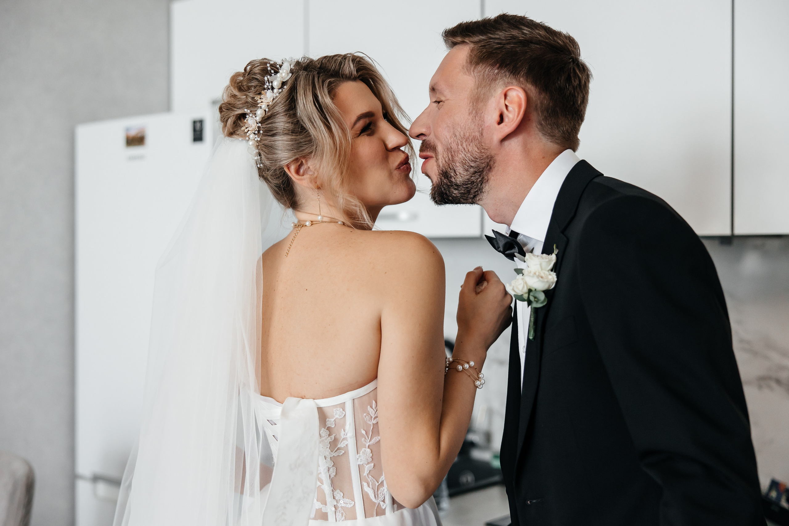 Анонс свадьбы для Ильи и Виктории. Теплый Крымский март. Свадебный фотограф в Крыму и Севастополе Ольга Баскакова