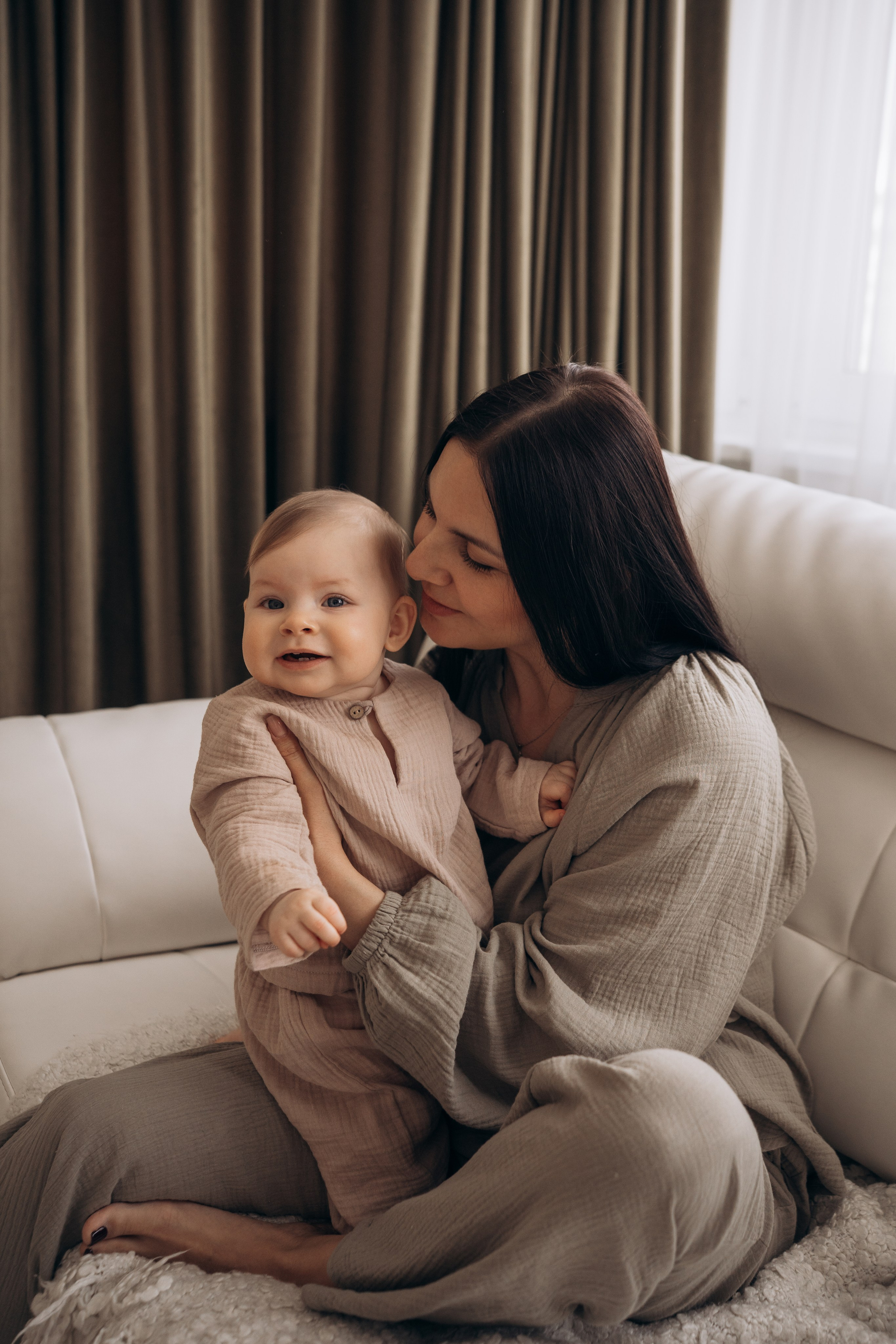 Фотограф Новорожденных в Москве. Семейные истории в стиле LIFE