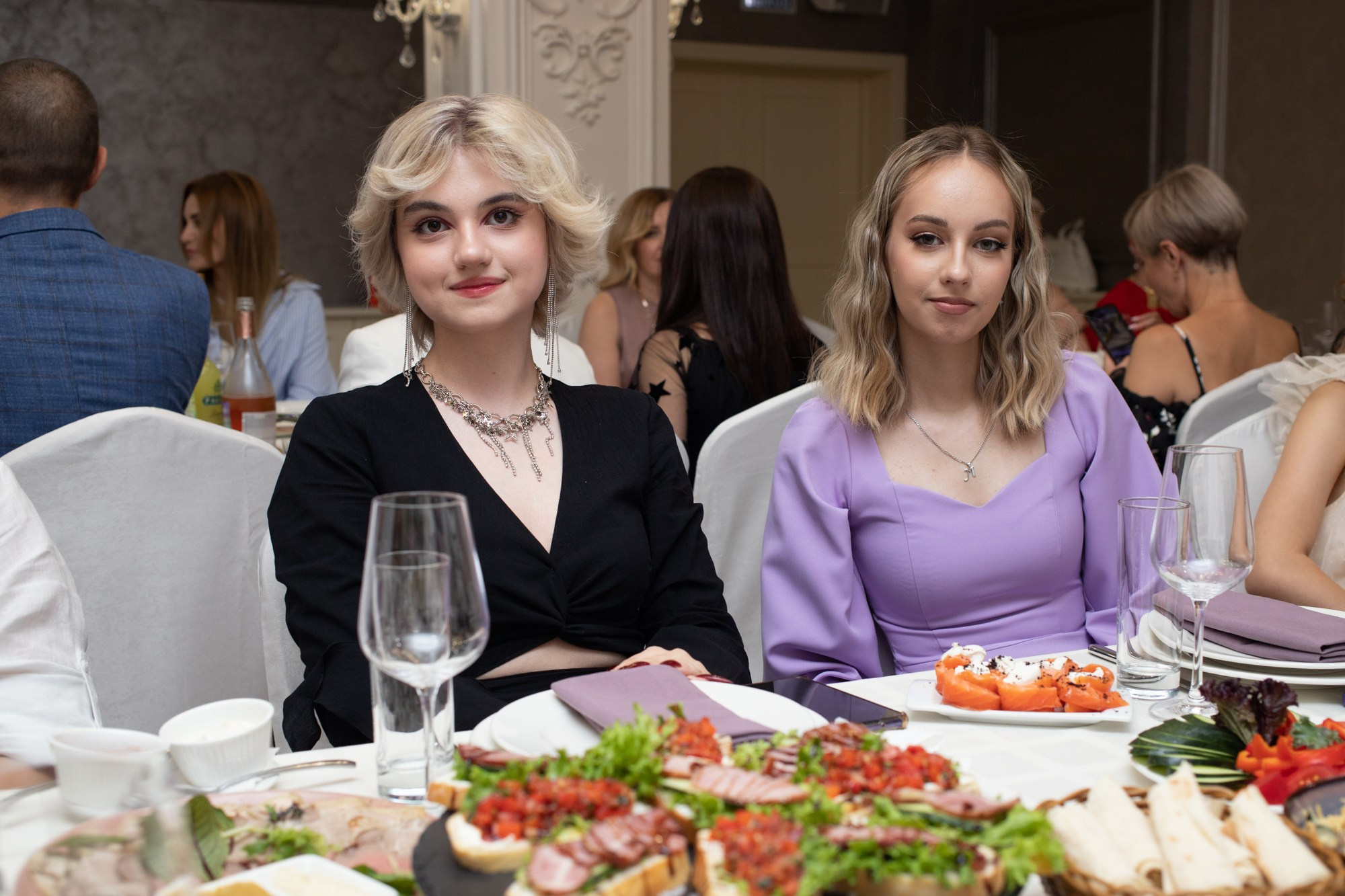 Выпускной 9-й класс. Репортажный, промышленный и маркетплейс-фотограф Дмитрий Чернат