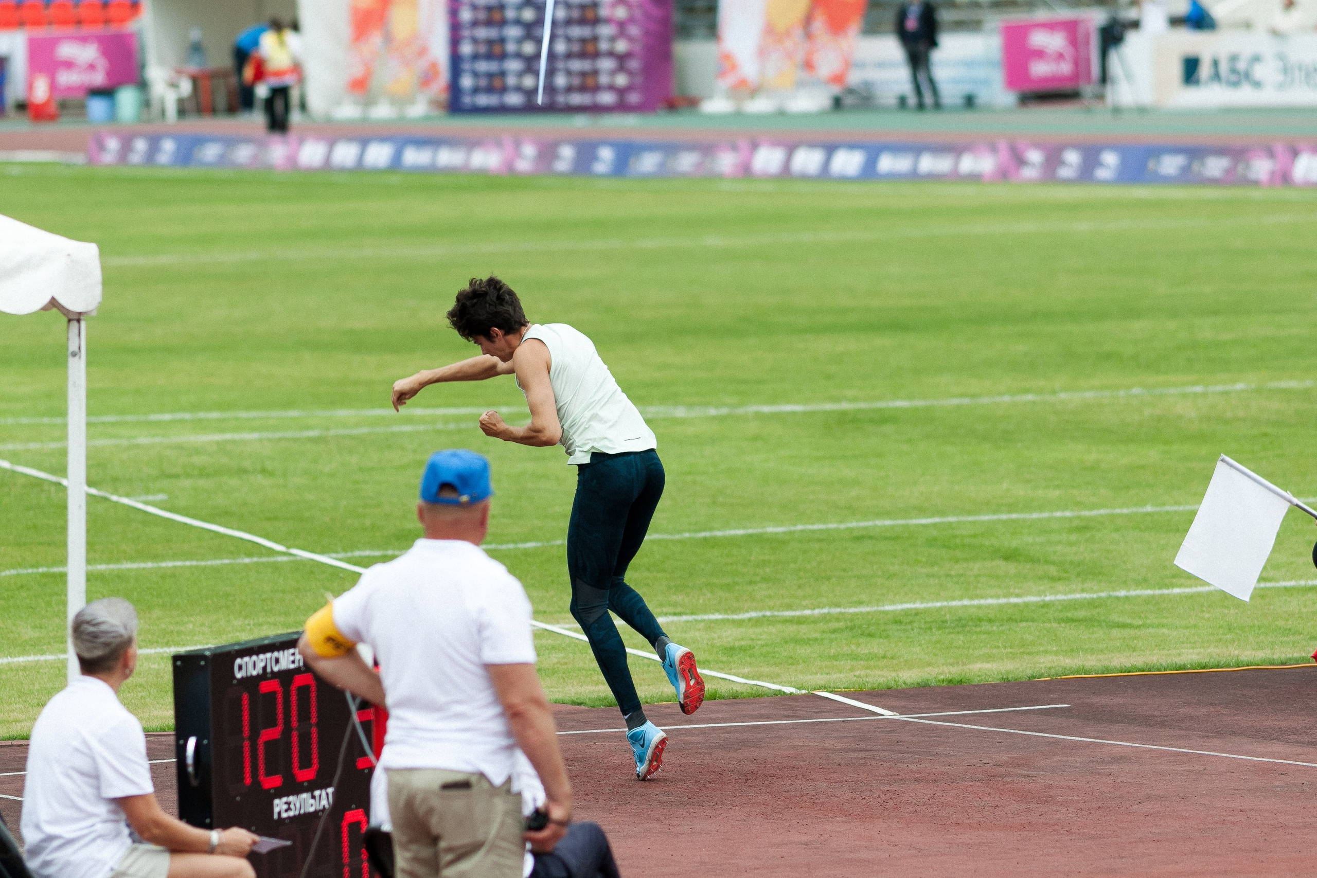 ЛА 5 июля 2025. Фотография