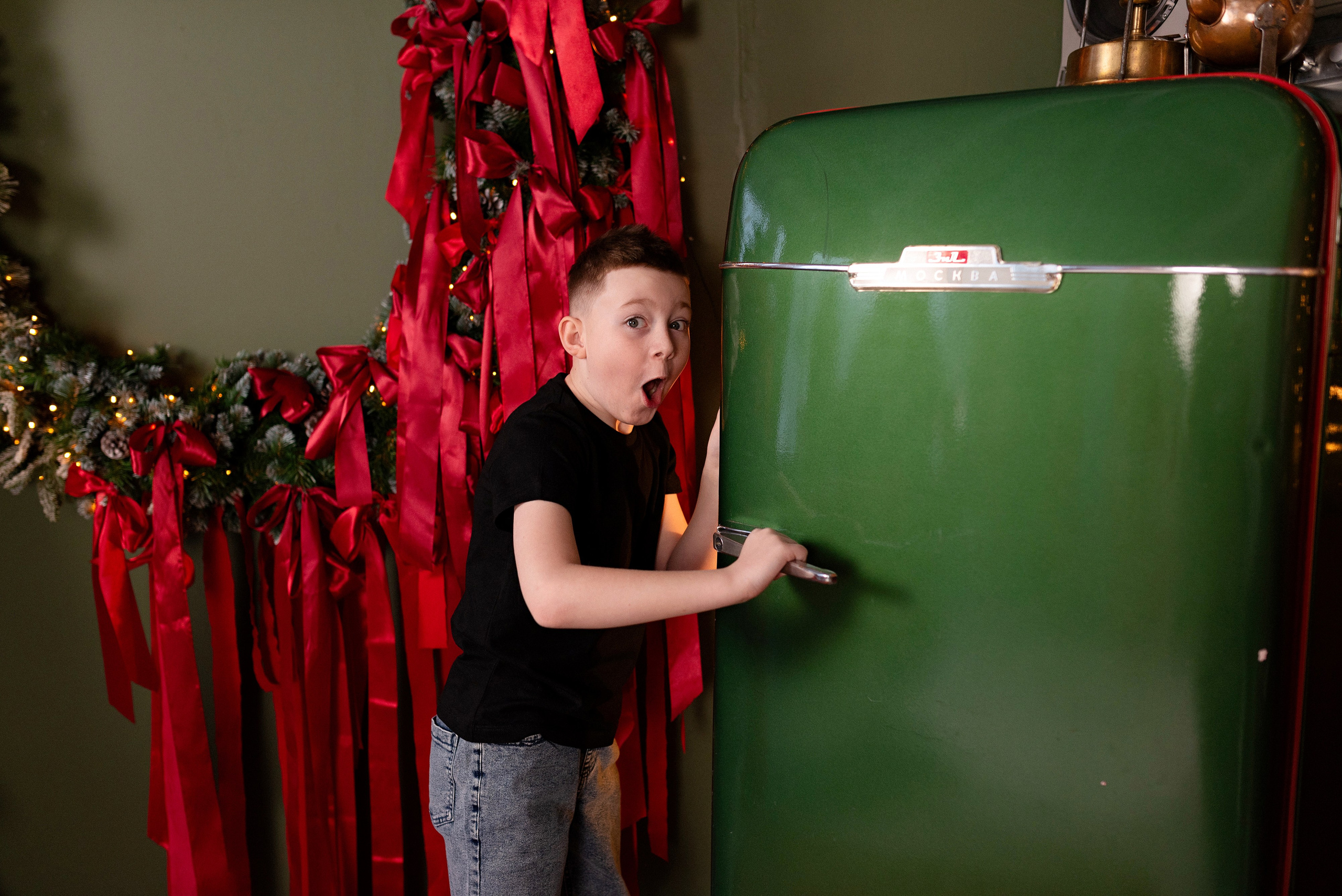 Семейная фотостудии Питер, зал Невский. Детский и семейный фотограф в Сургуте и Нефтеюганске Анна Старцева