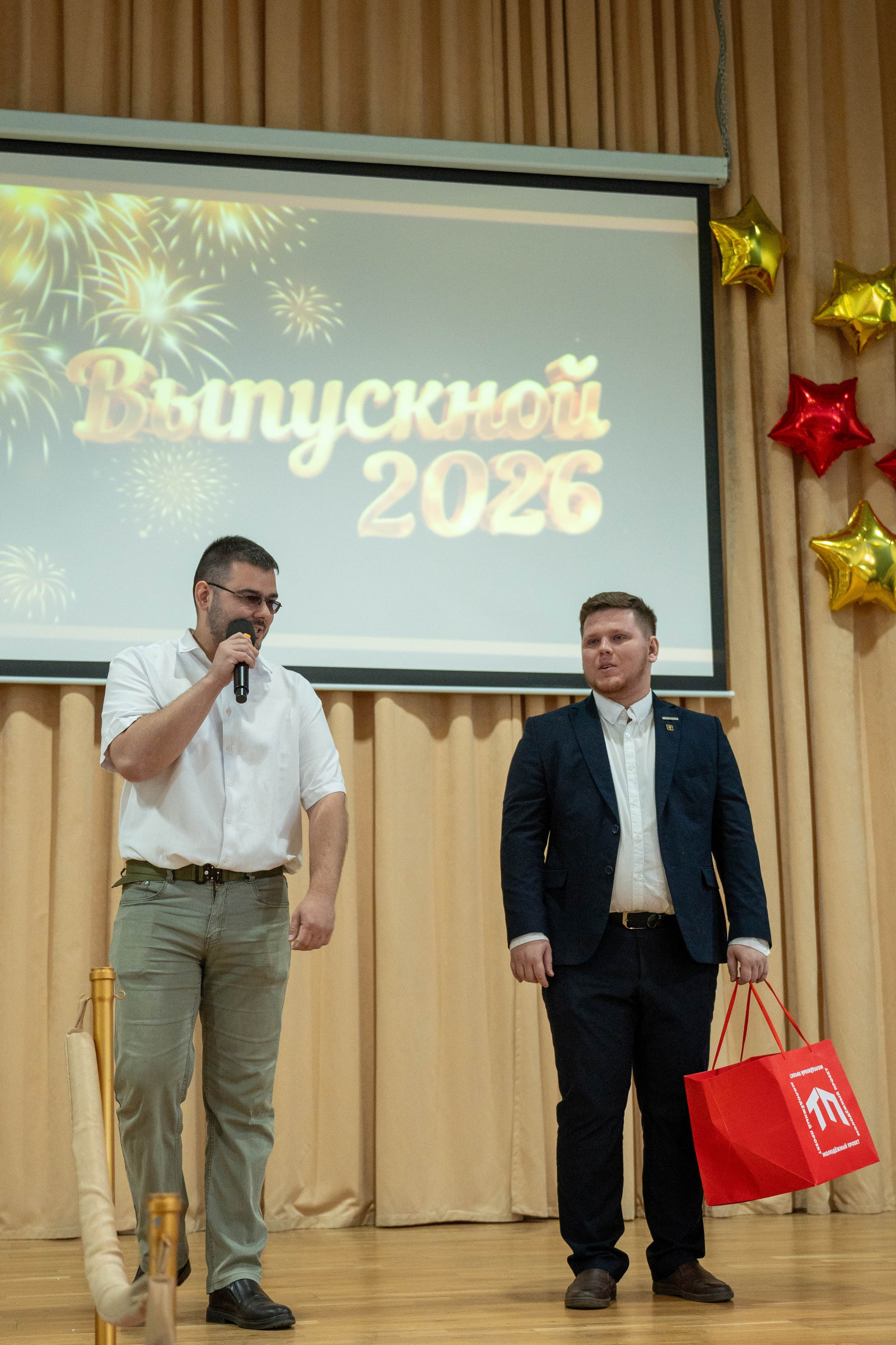 Выпускной 26.06.2026. Коммерческий и художественный фотограф и видеограф в Москве Арсений Тургенев