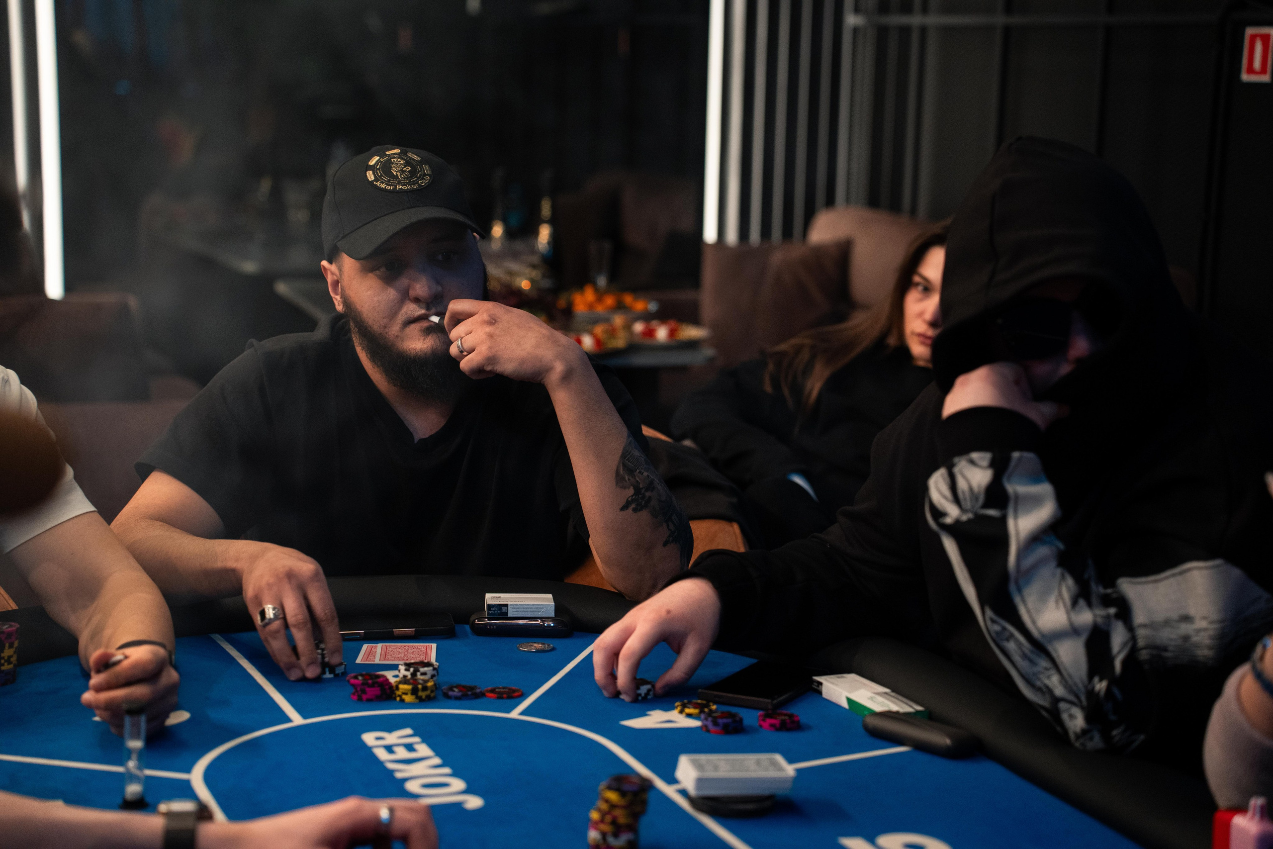 Joker Poker Club 01.03.2026. Коммерческий и художественный фотограф и видеограф в Москве Арсений Тургенев