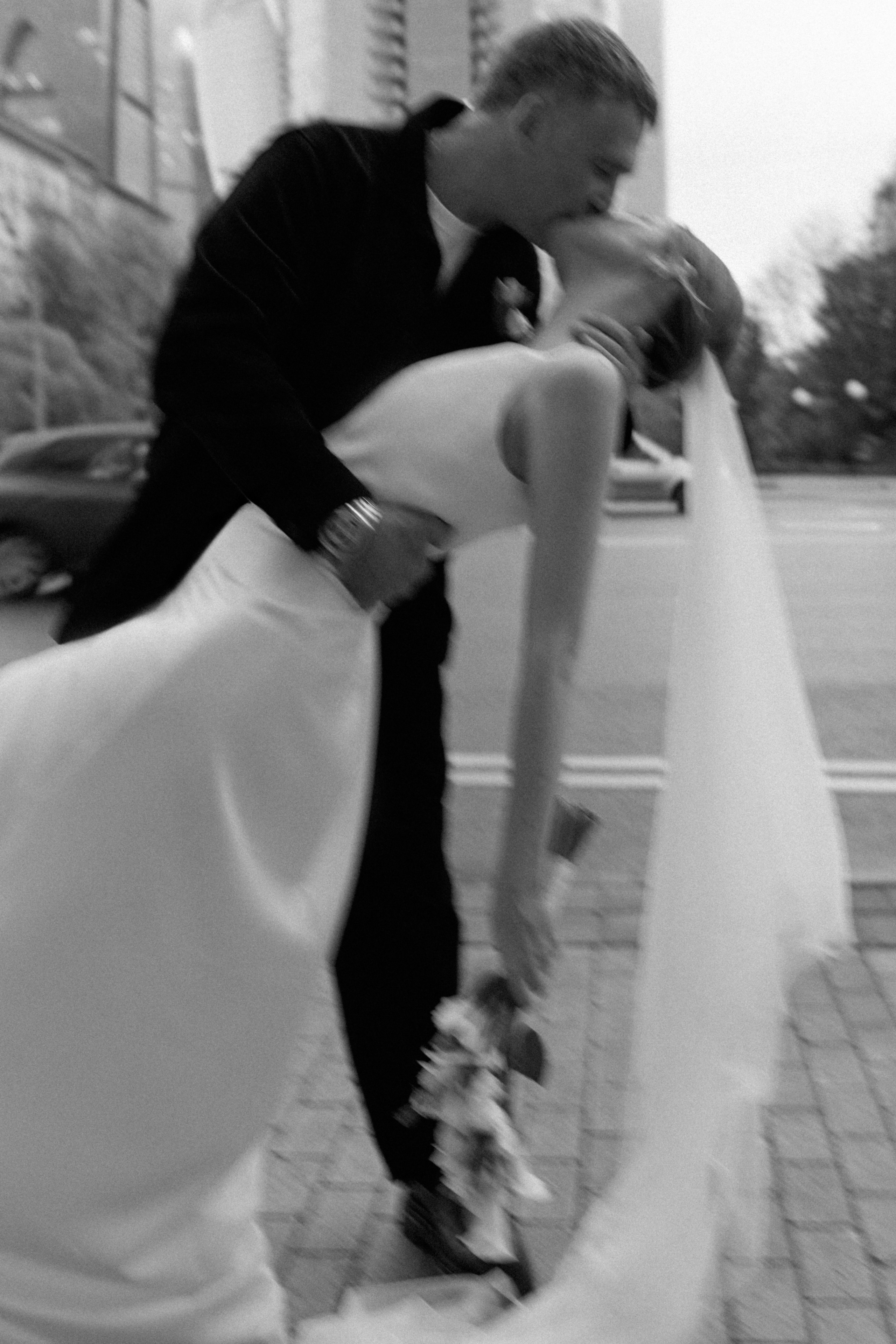 Свадьба для двоих. Сестры Карабаза. Фотографы и ретушеры в Москве и Санкт-Петербурге