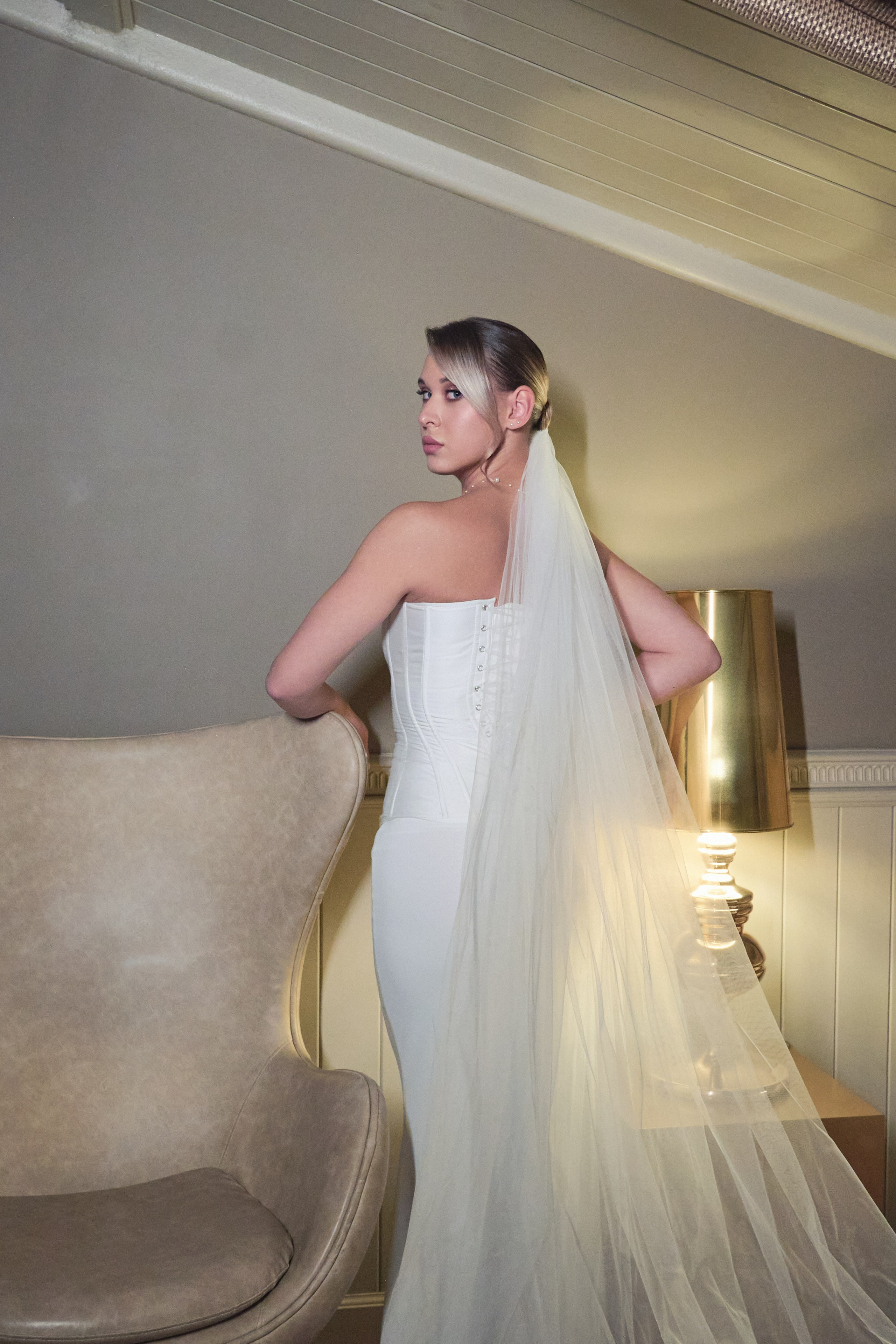 Анита (Невеста в отеле)