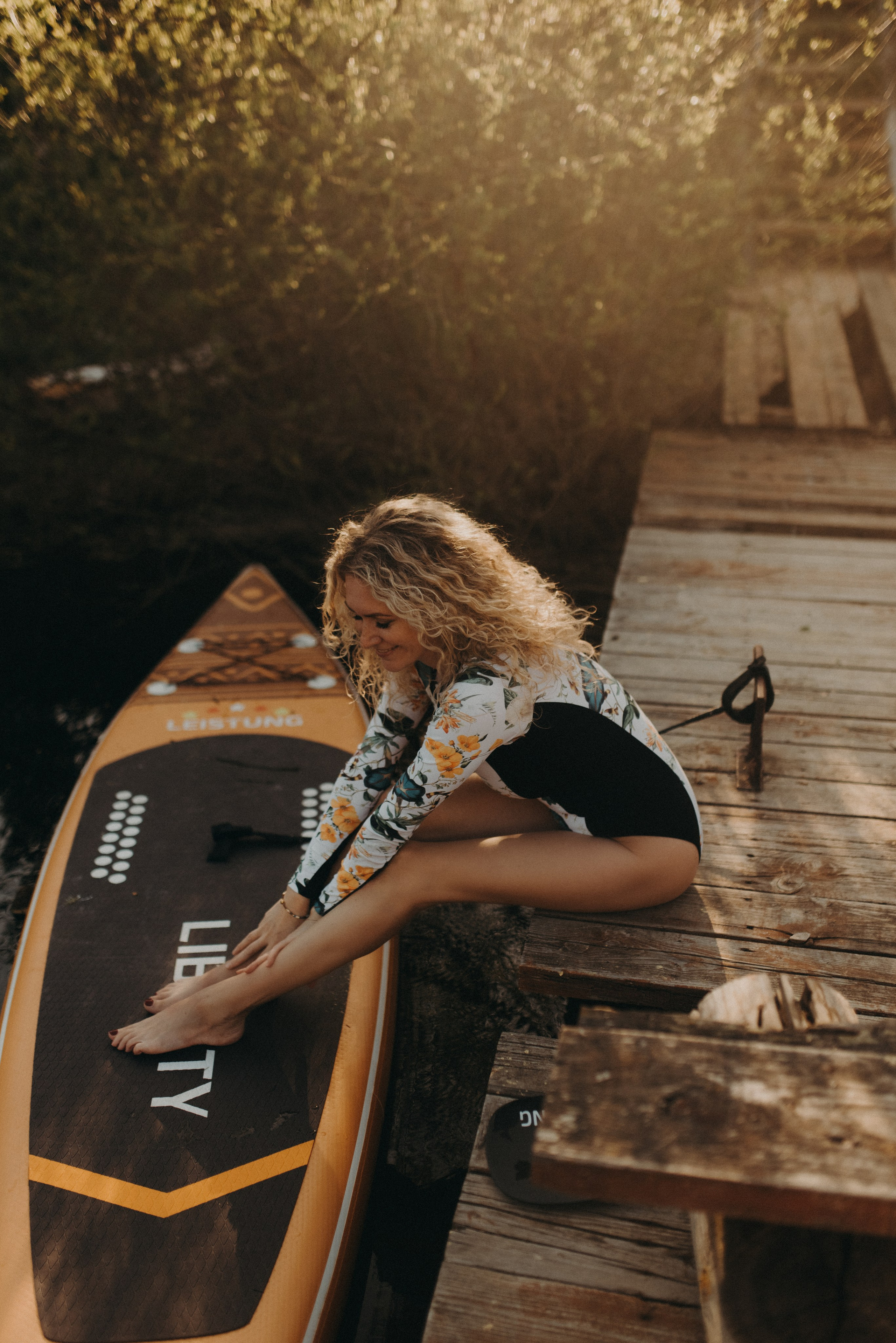 Шалаш среди леса. Главная