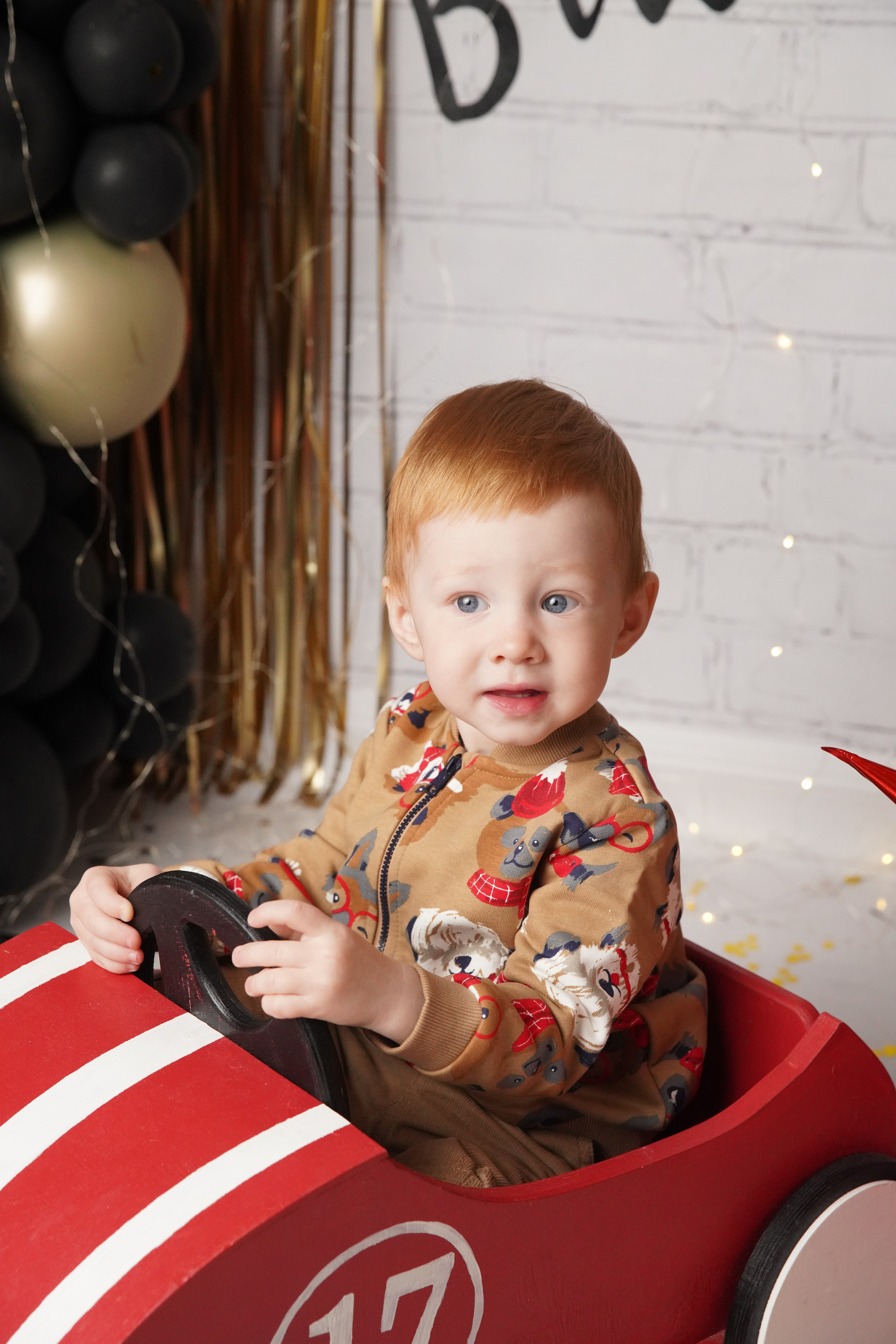 Машинка. Фотограф новорожденных. Семейный и детский фотограф в городе Сургуте