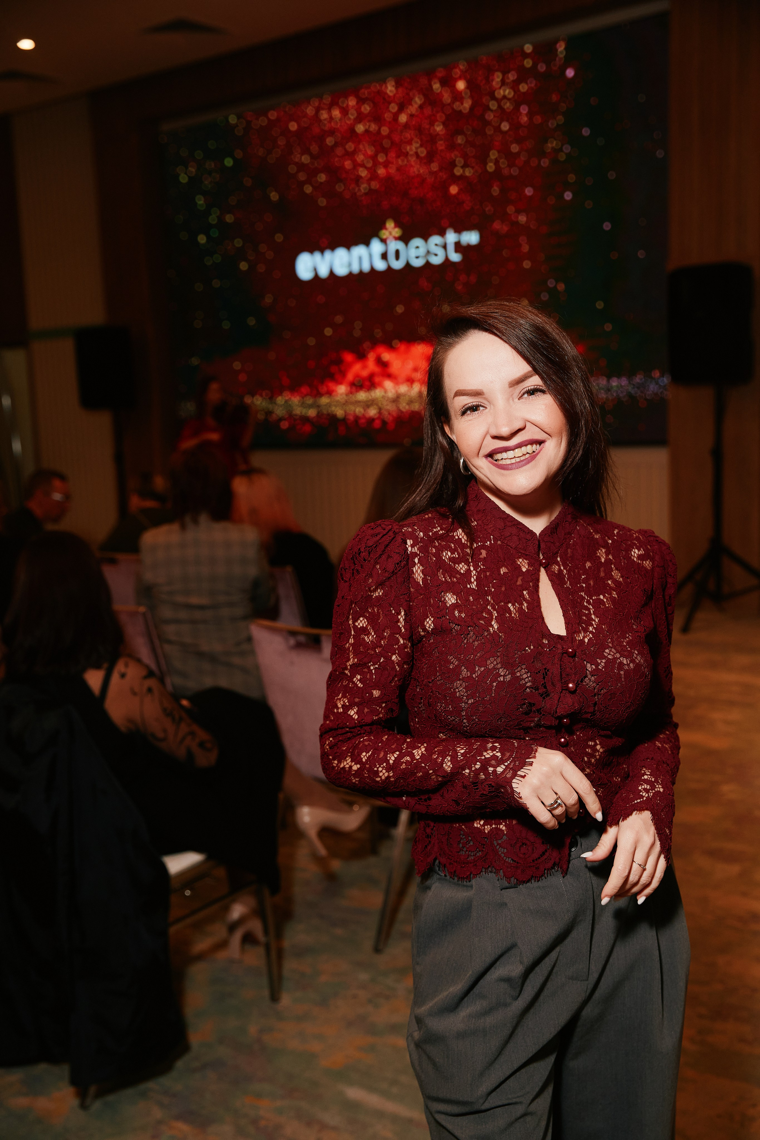 Современная женщина в Hilton 26.10. Свадебный репортажный фотограф краснодар максим дремов дрёмов фотосессия студия цена