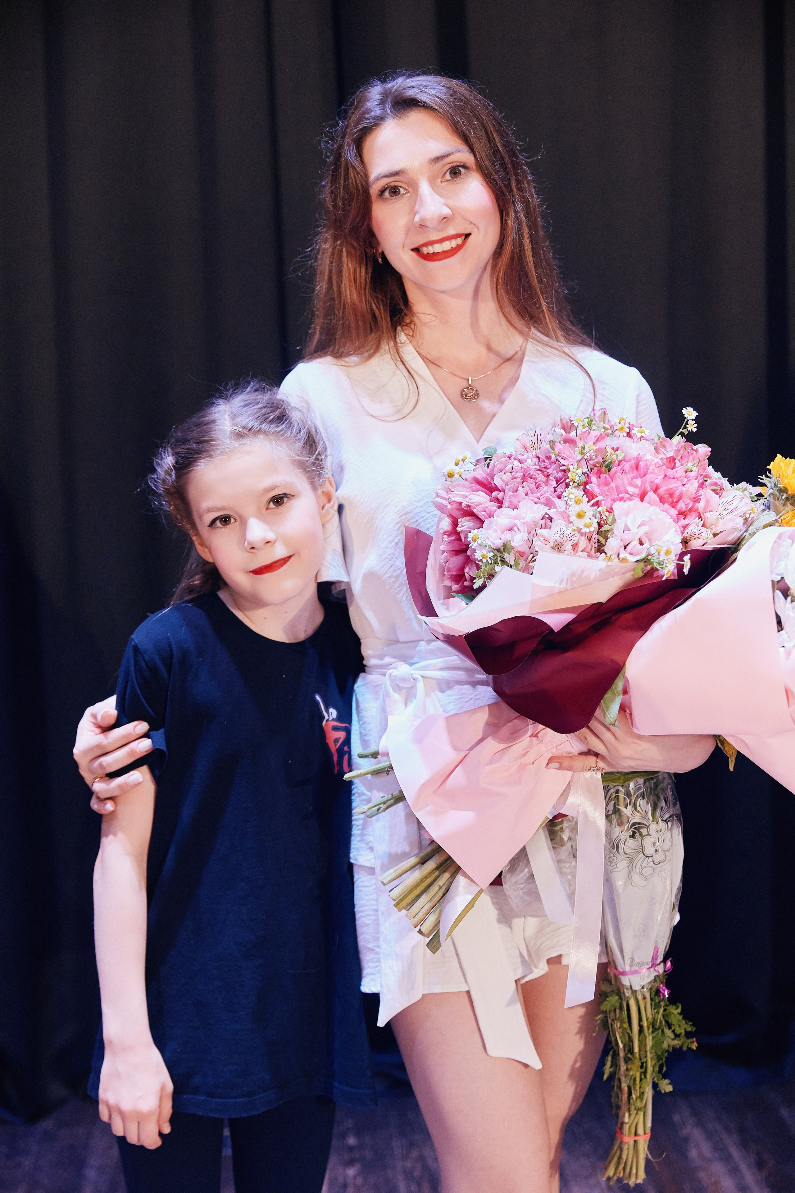 Концерт танцевальной студии Фиеста 08.06. Свадебный репортажный фотограф краснодар максим дремов дрёмов фотосессия студия цена