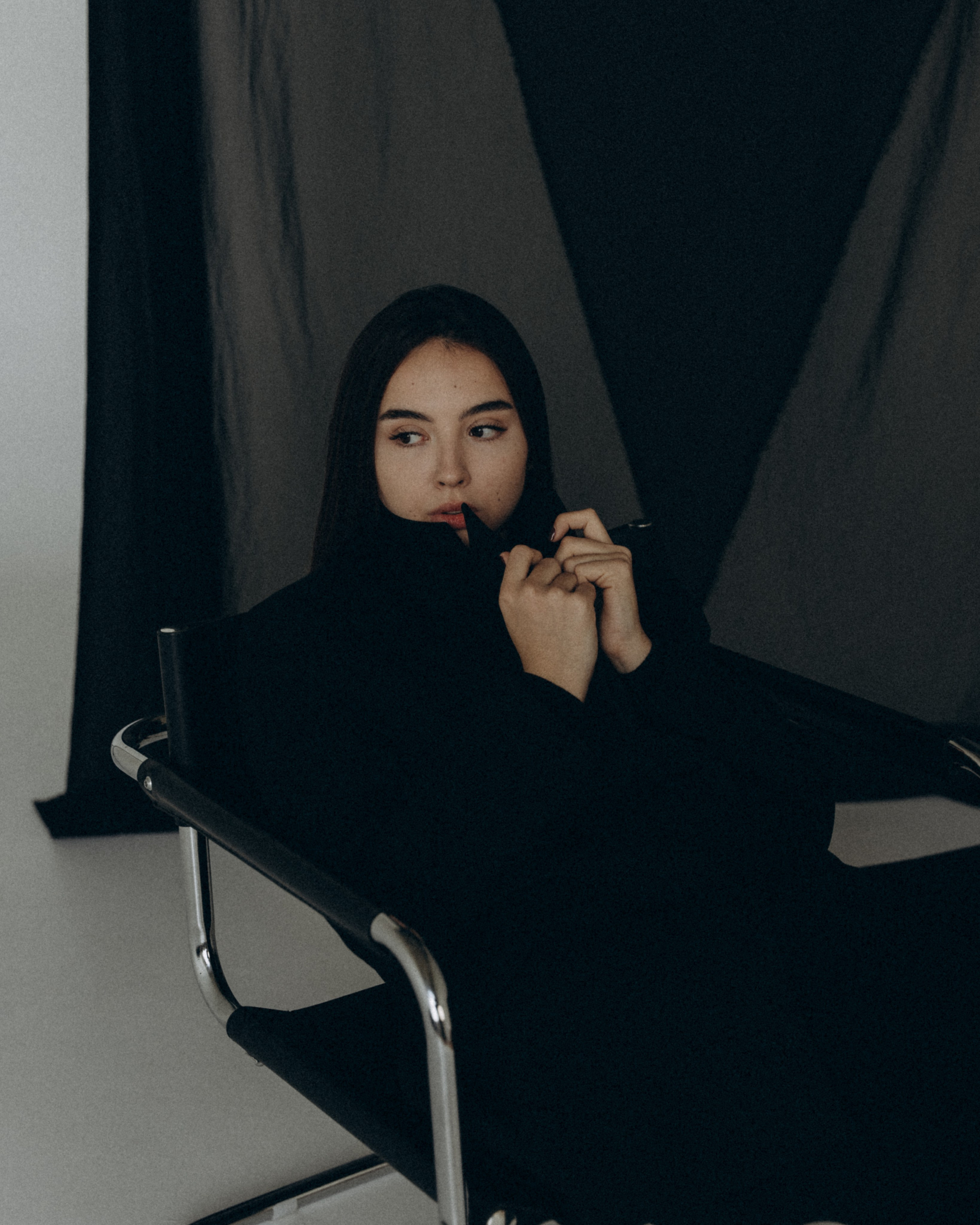 TOTAL BLACK. WEDDING