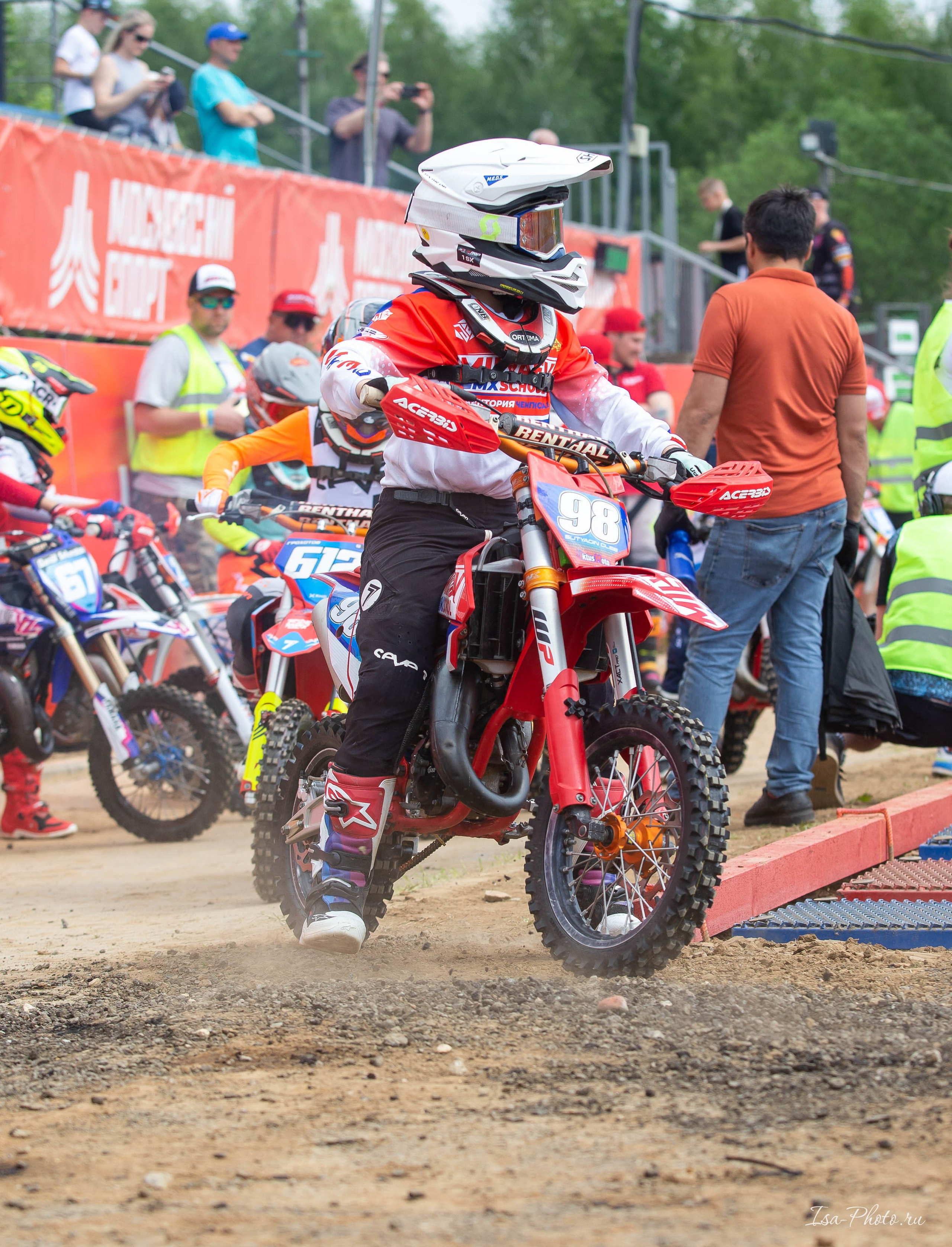 Чемпионат Москвы по суперкроссу г. Москва. Крылатское. Репортажный фотограф в Москве