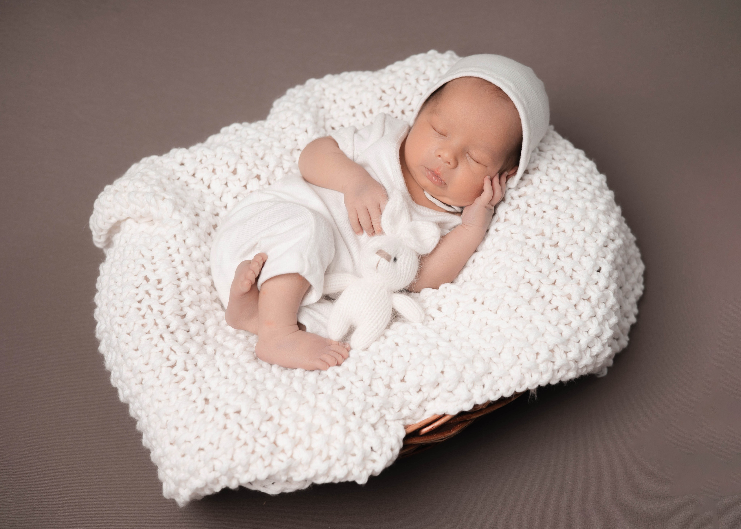 НОВОРОЖДЕННЫЕ МАЛЫШИ. Фотосессия новорожденных в Москве и Московской области