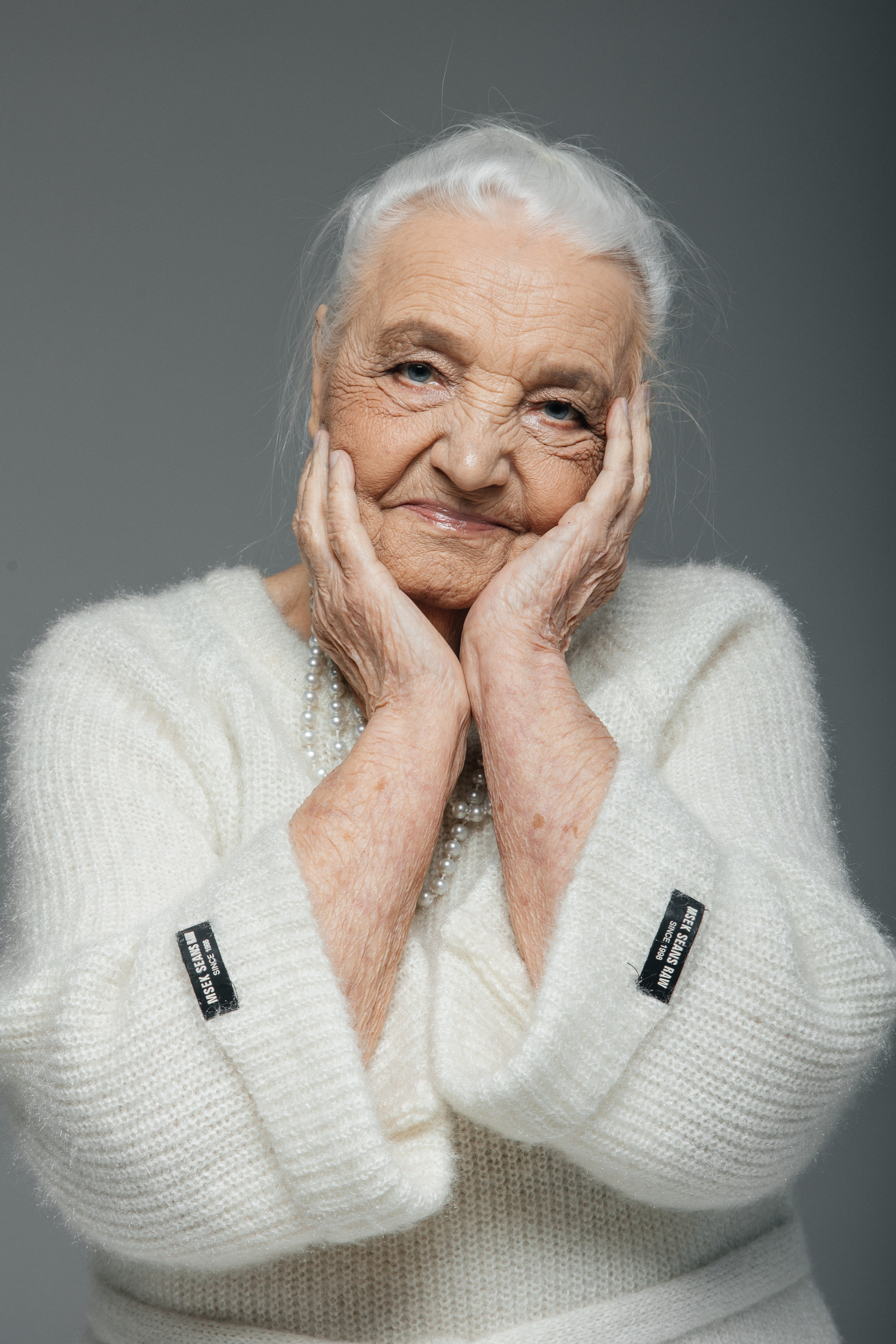 ВОЗРАСТНОЙ ПОРТРЕТ. ФОТОГРАФ АЛЕКСАНДРА ПЕРМЯКОВА