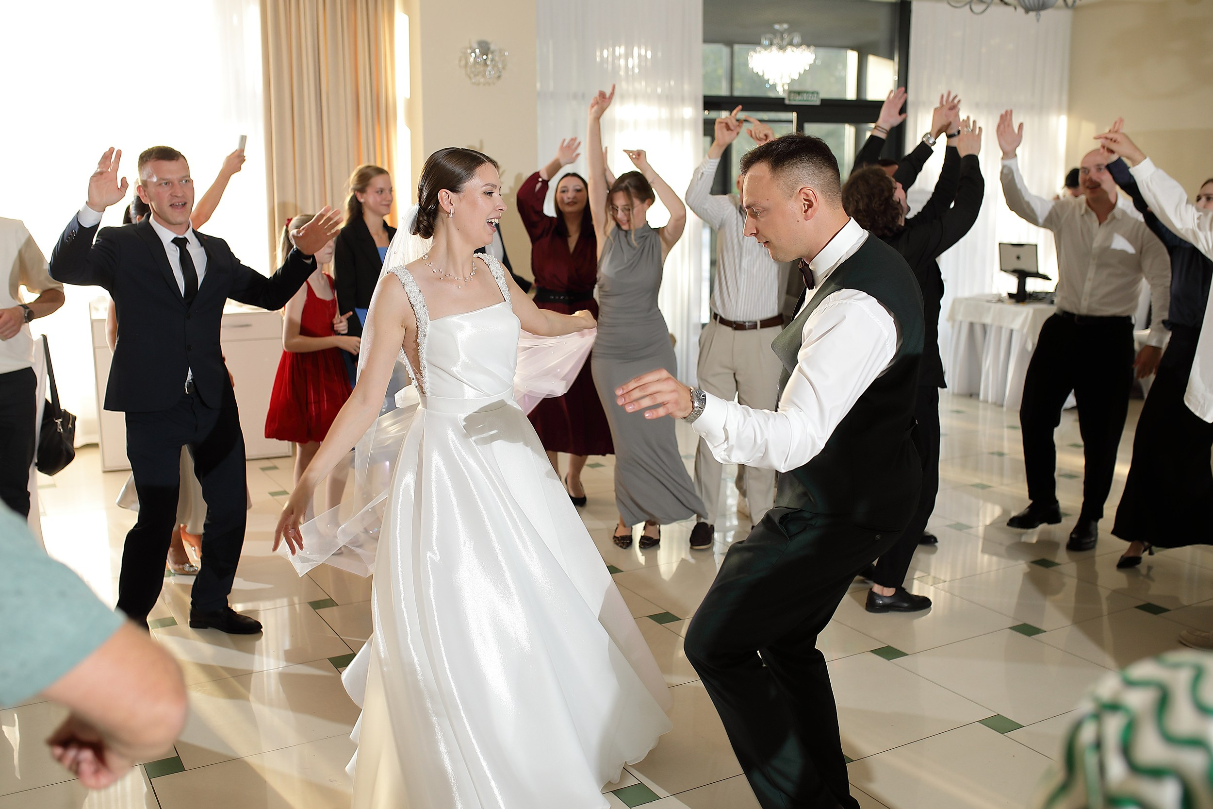 Владимир и Виктория. Свадебный и семейный фотограф и видеограф в Екатеринбурге Полянские Тимур и Анастасия