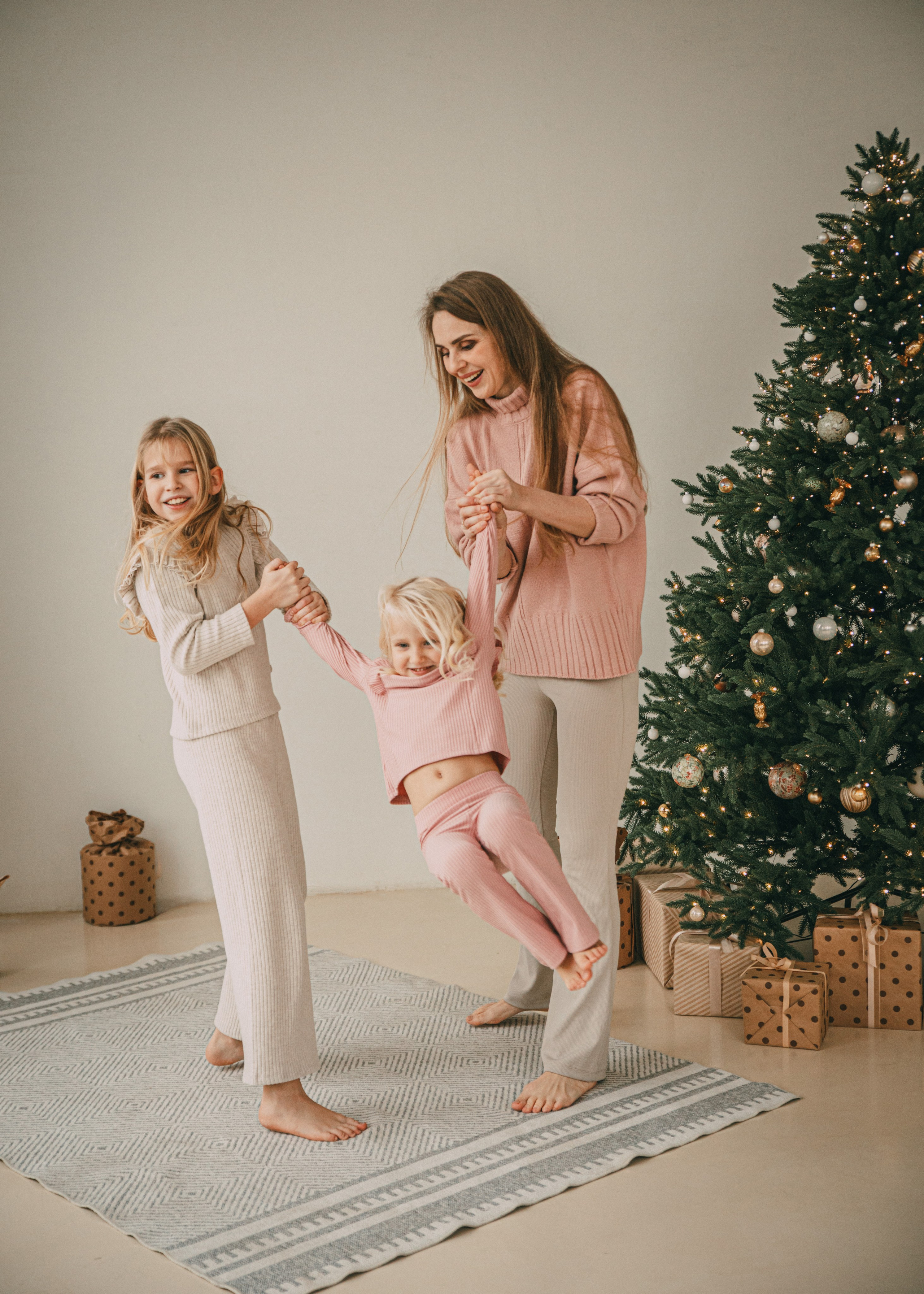 Олеся, Лера и Полина. Семейный фотограф В Москве Александра Дейкун