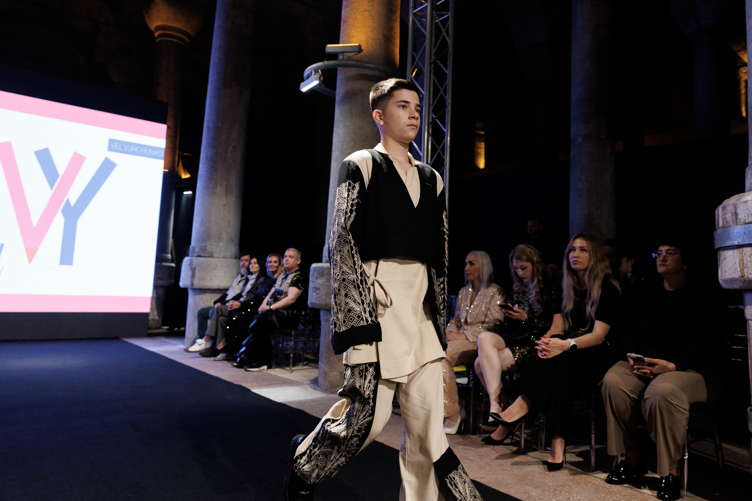 IFB-показ. About