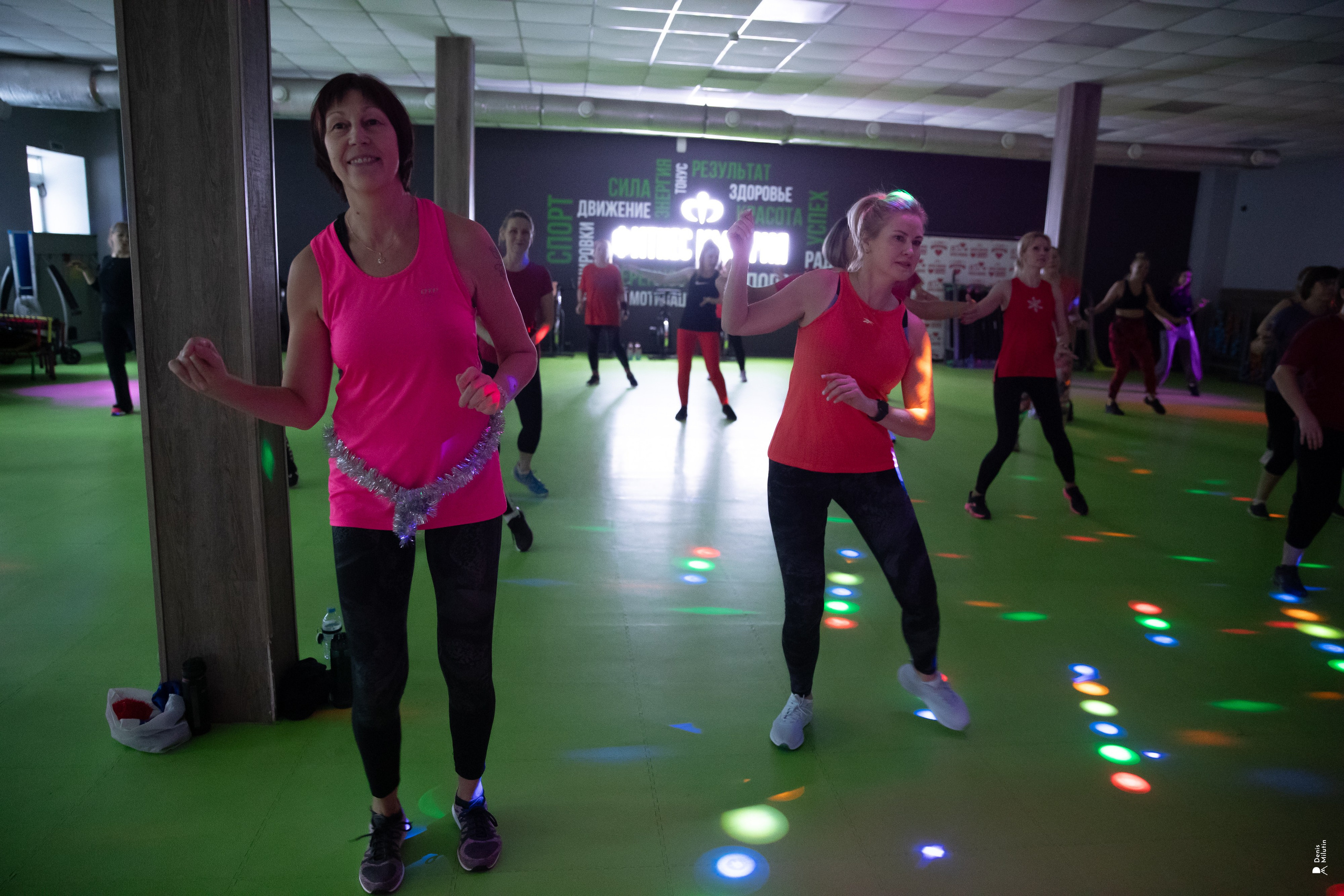 Зумба с Новым годом!. Портретный фотограф Денис Милютин