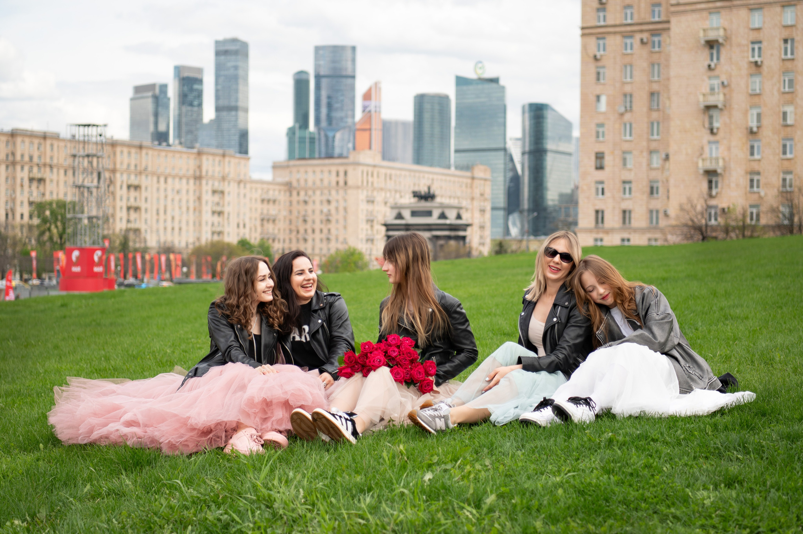 Прогулочная фотосессия Парк Победы. Детский и семейный фотограф г. Москва Оксана Катаджи