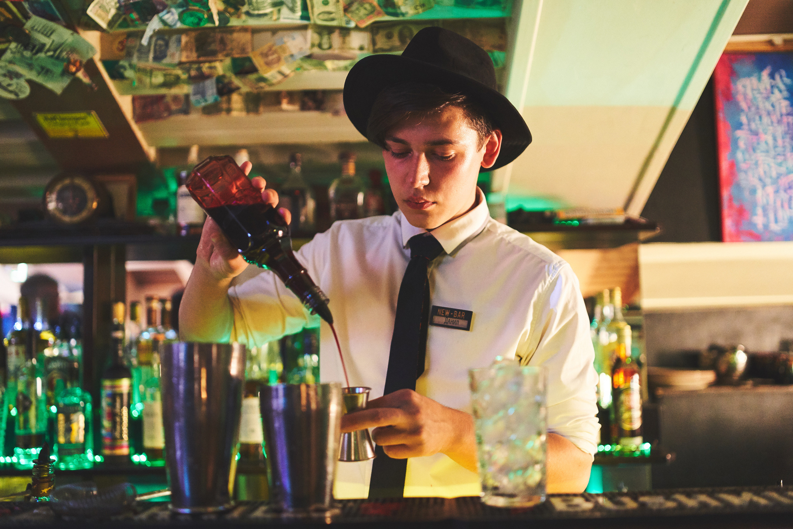 Вечеринка в NEW-Bar. Фотограф Слава Кайгородов