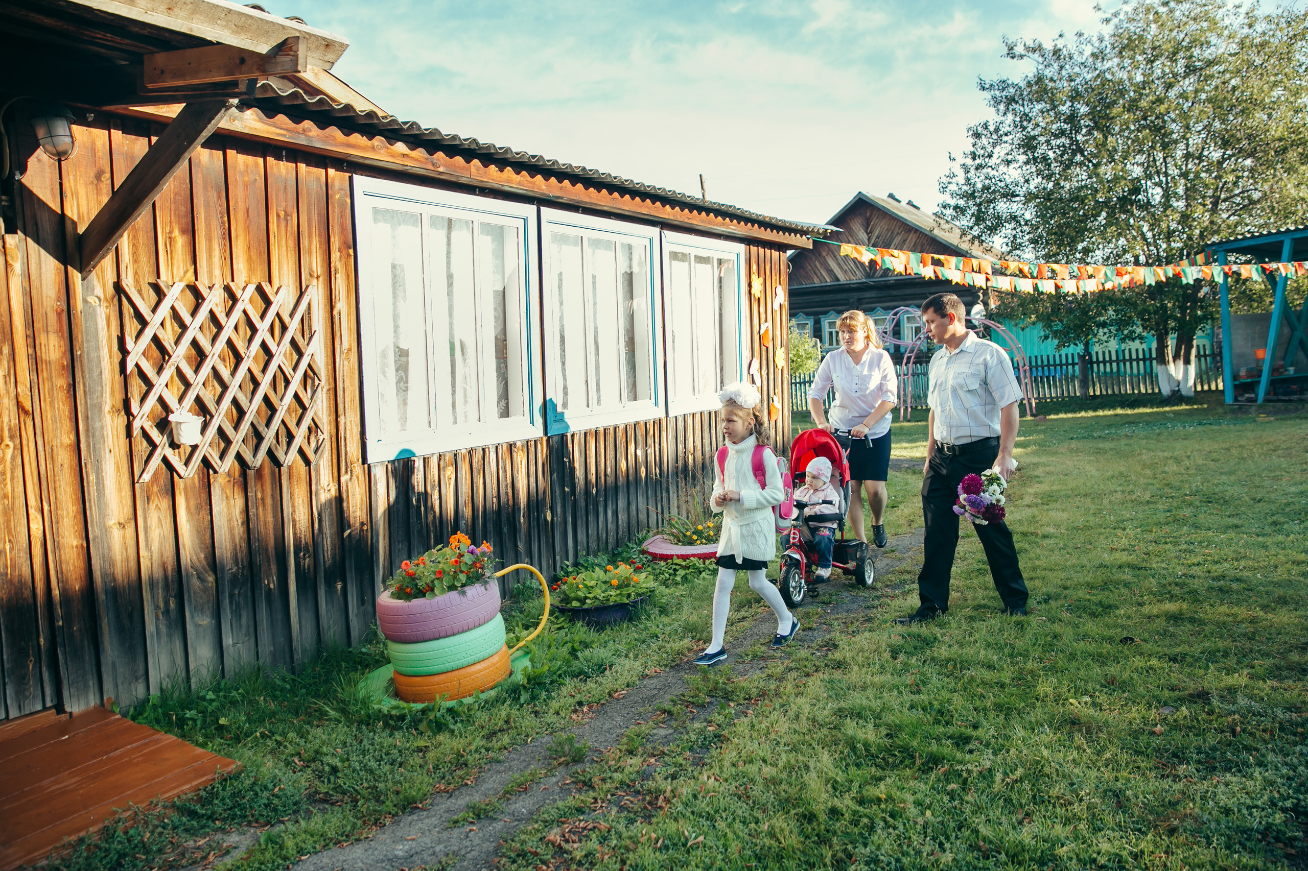 1 сентября в деревне. Фотограф Слава Кайгородов
