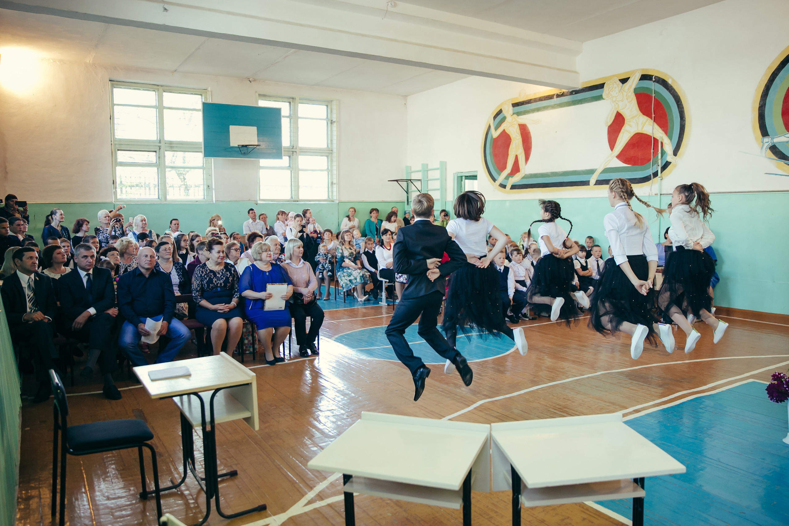 1 сентября в деревне. Фотограф Слава Кайгородов