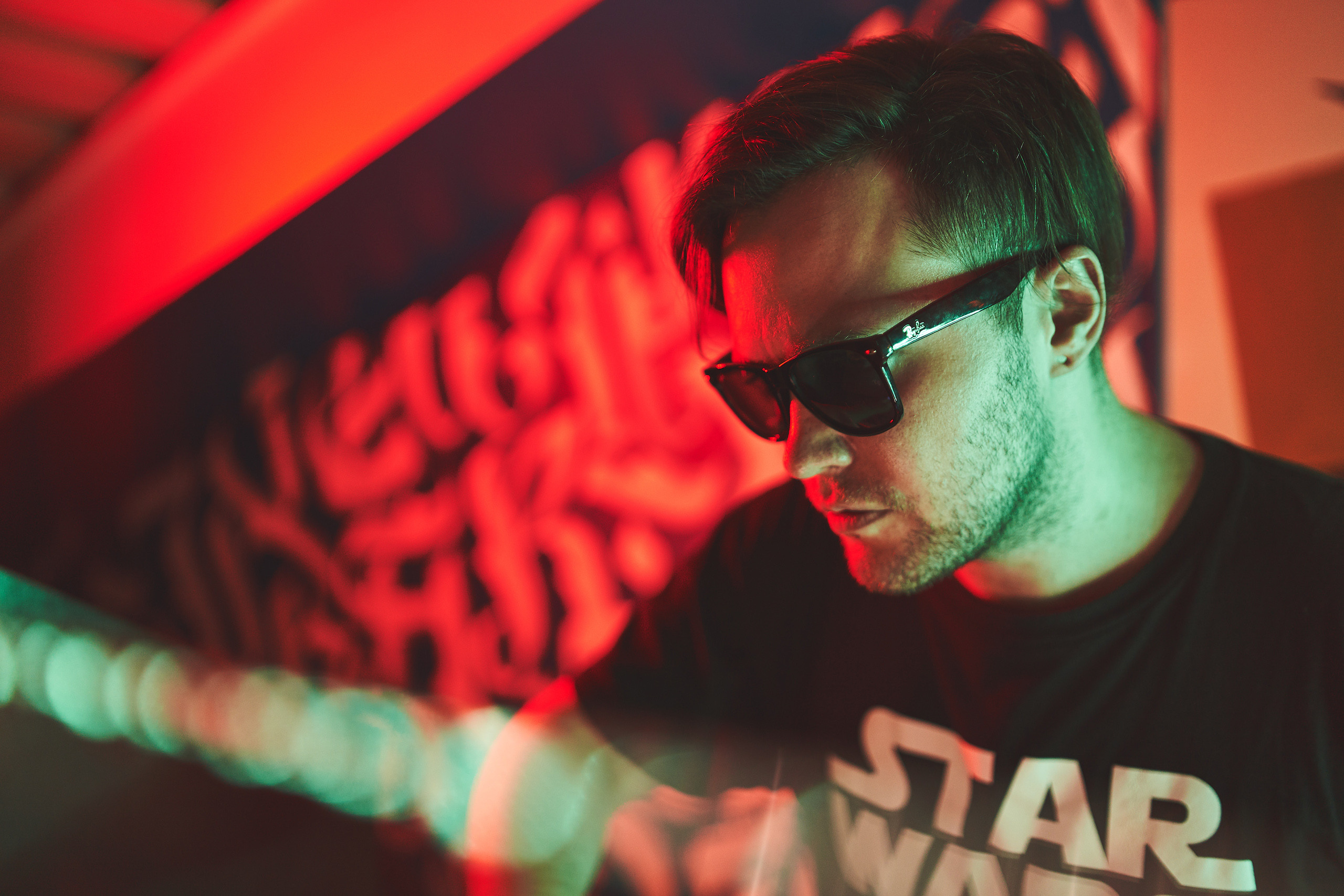 Вечеринка в NEW-Bar. Фотограф Слава Кайгородов