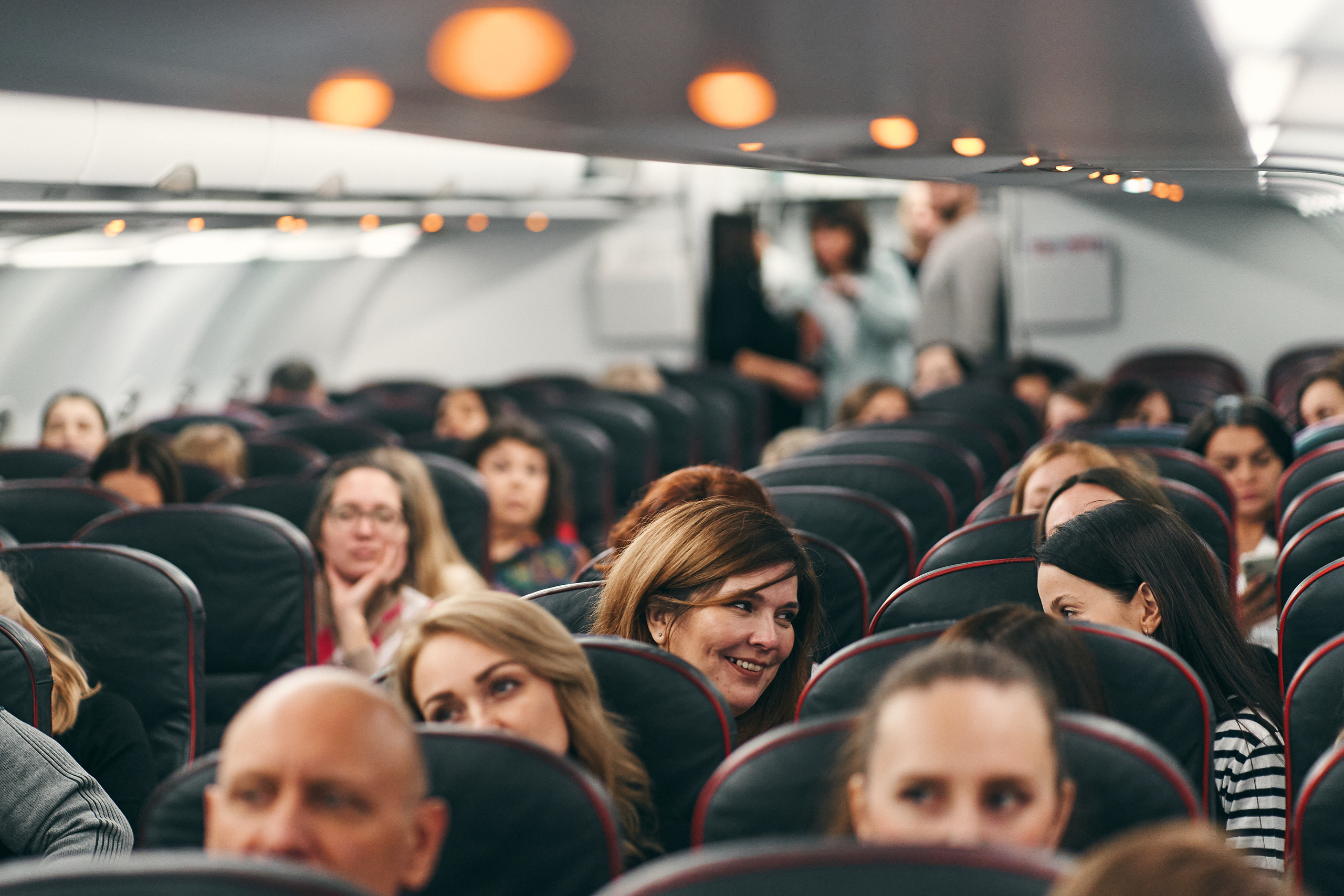 Презентация в самолёте. Фотограф Слава Кайгородов