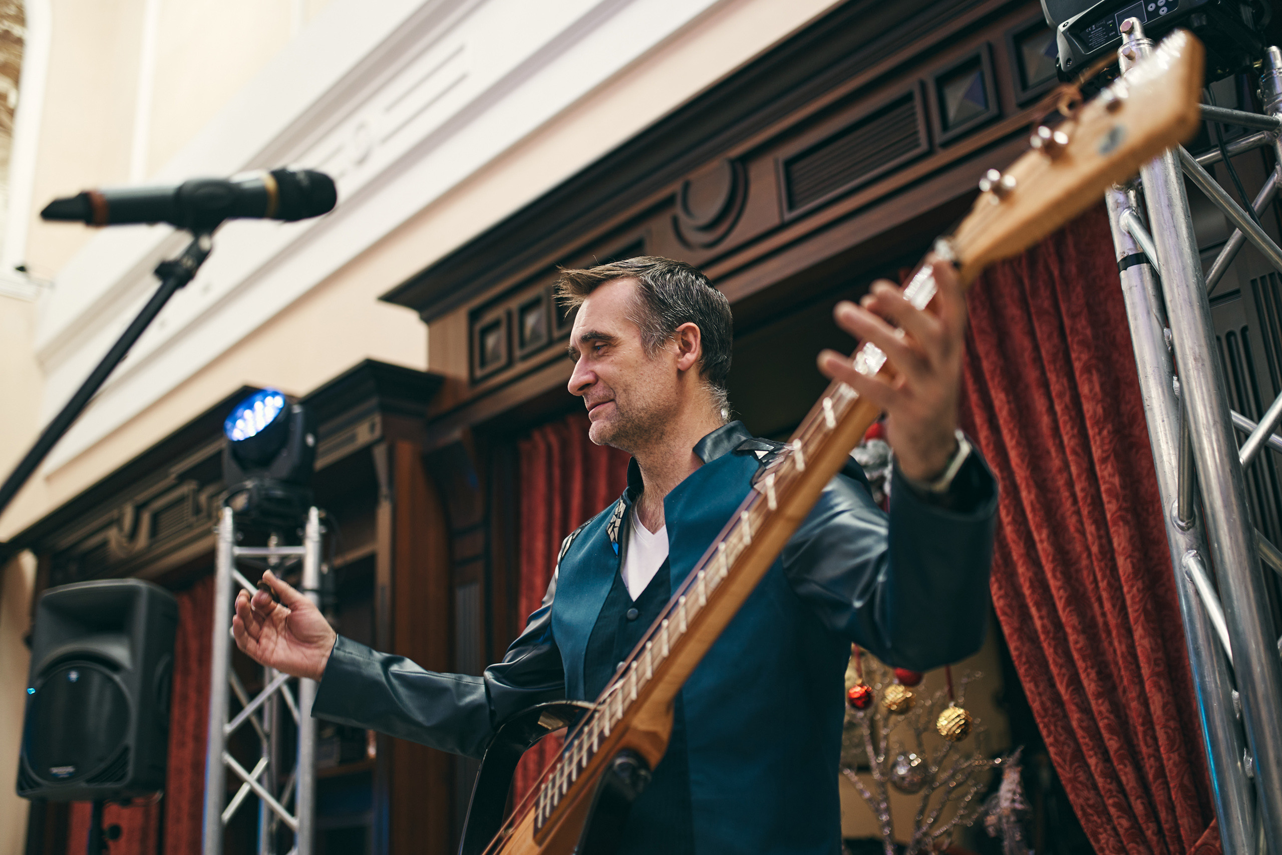 Презентация в самолёте. Фотограф Слава Кайгородов