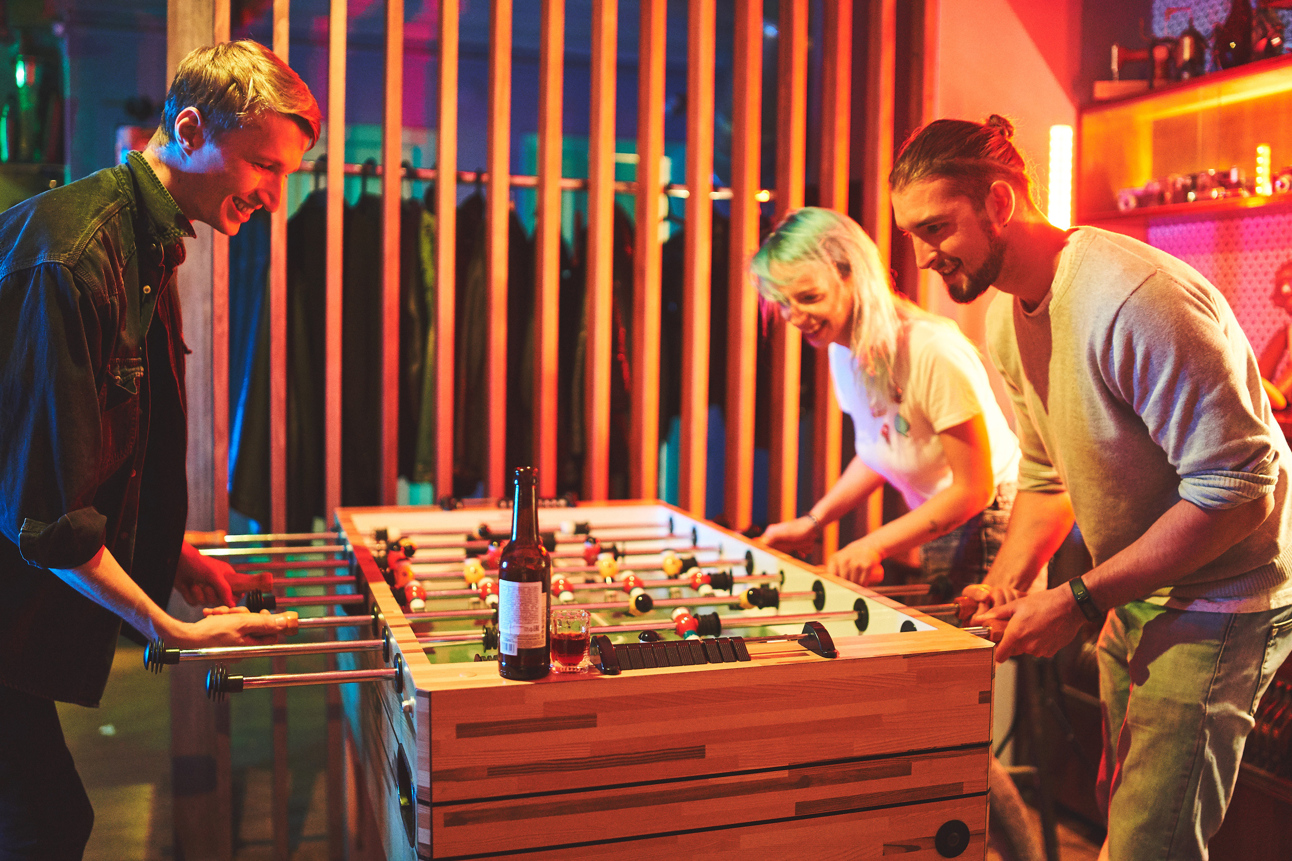 Вечеринка в NEW-Bar. Фотограф Слава Кайгородов