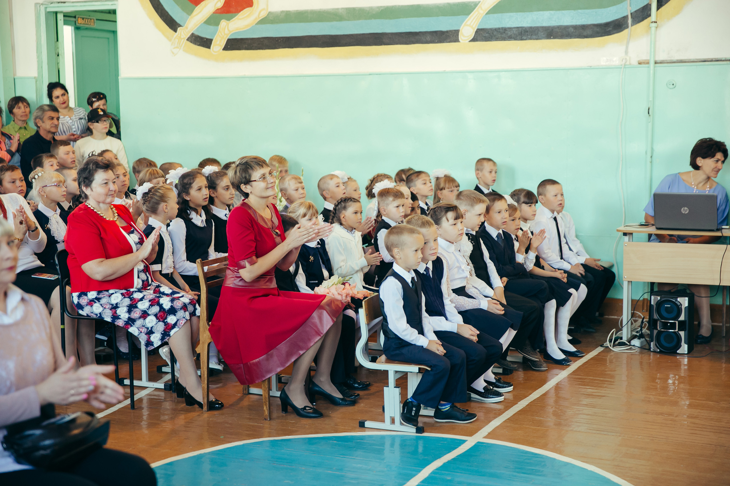 1 сентября в деревне. Фотограф Слава Кайгородов