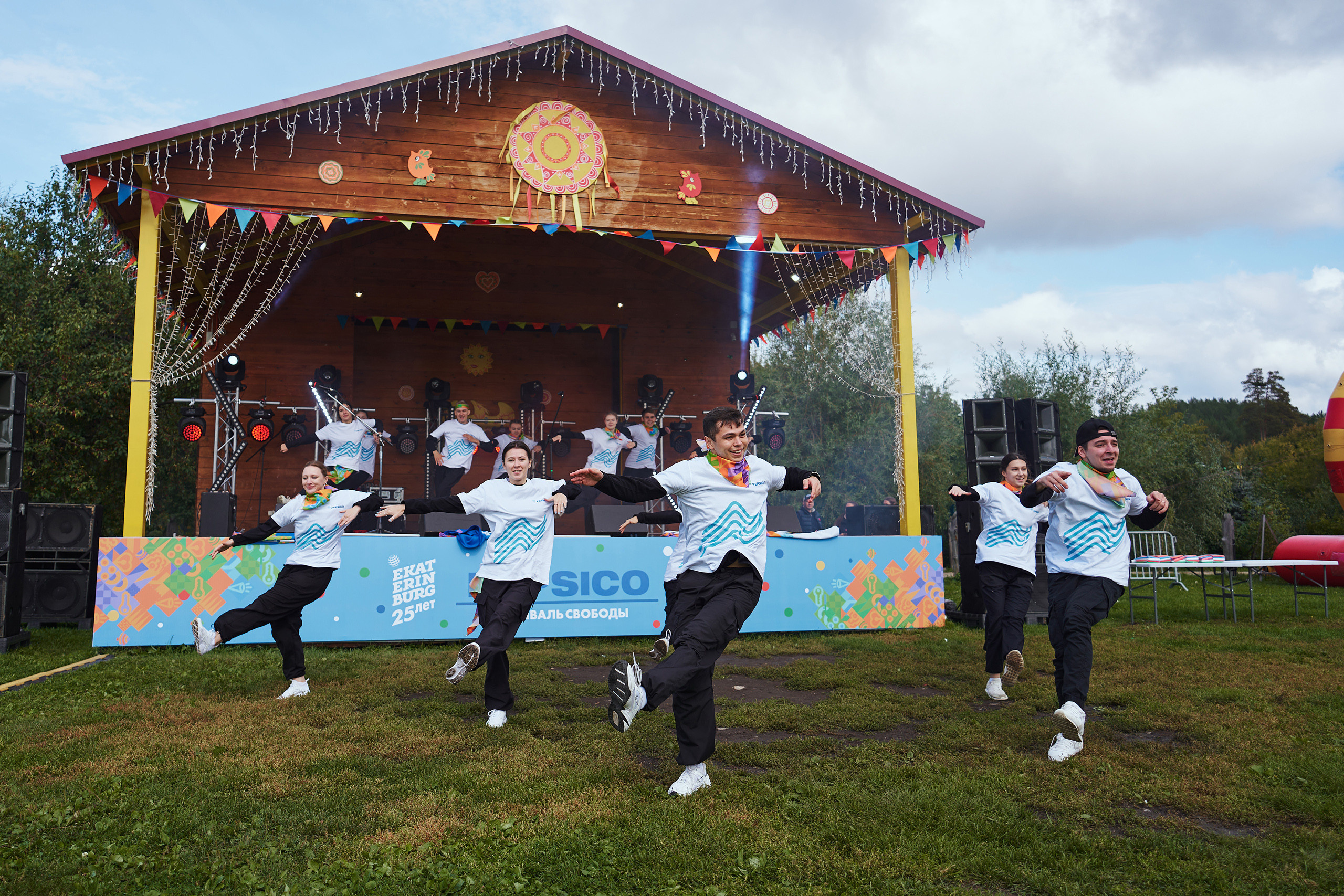 Корпоратив на природе. Фотограф Слава Кайгородов