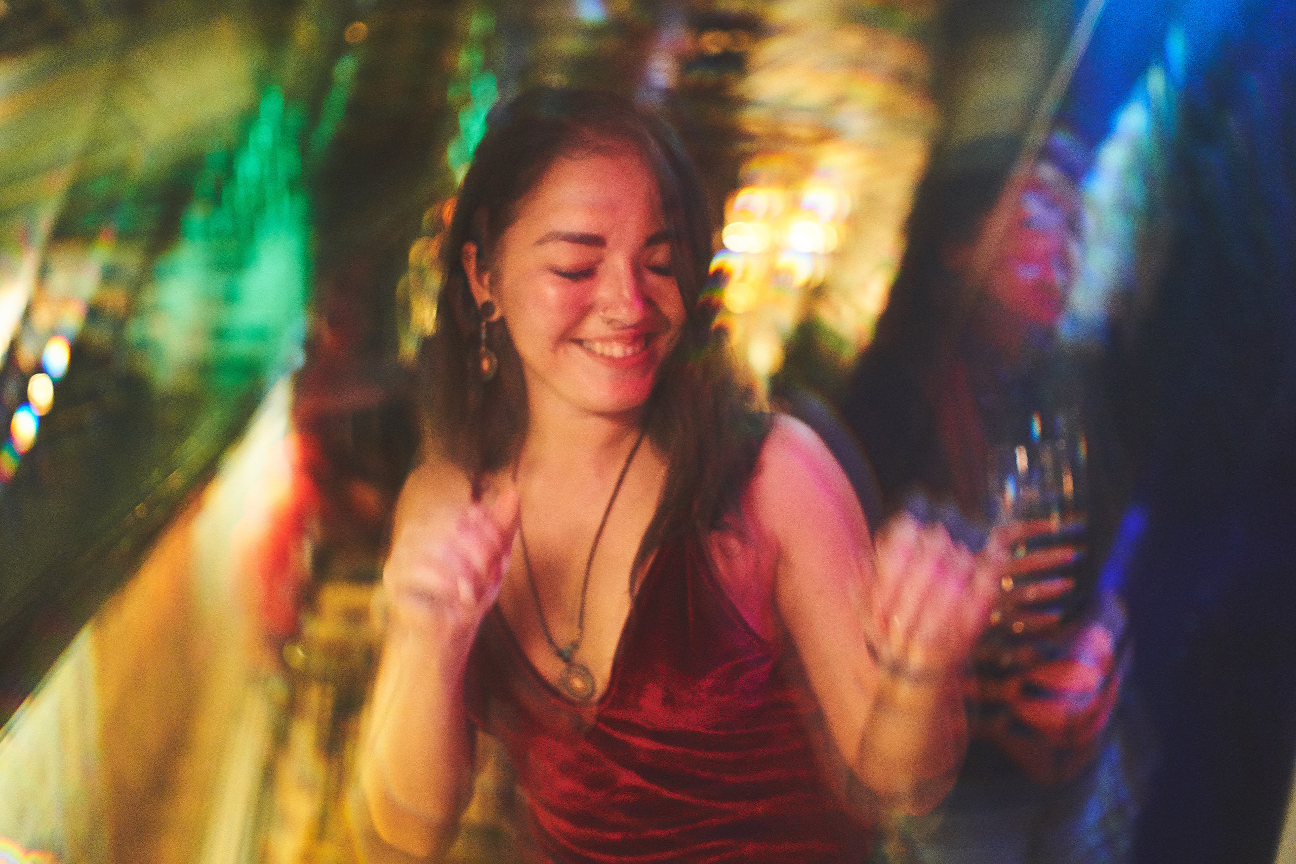 Вечеринка в NEW-Bar. Фотограф Слава Кайгородов