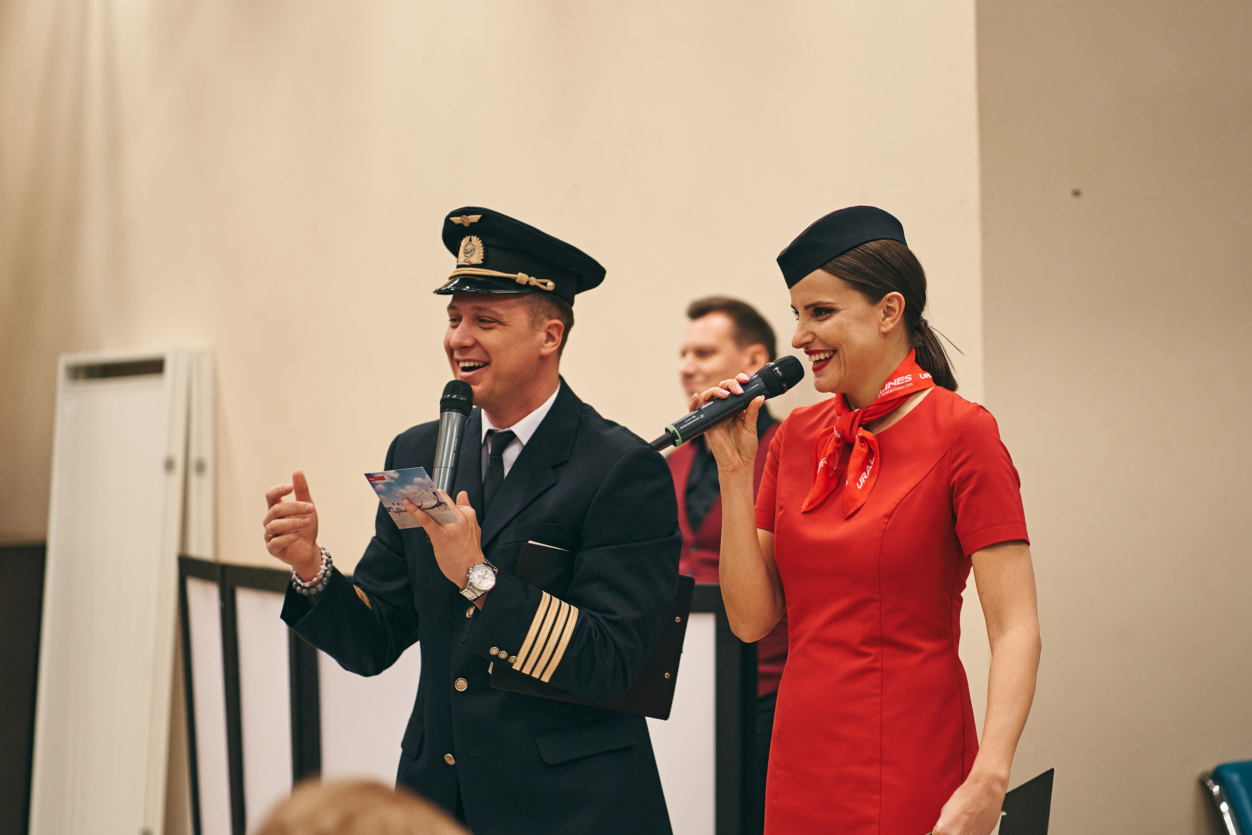 Презентация в самолёте. Фотограф Слава Кайгородов