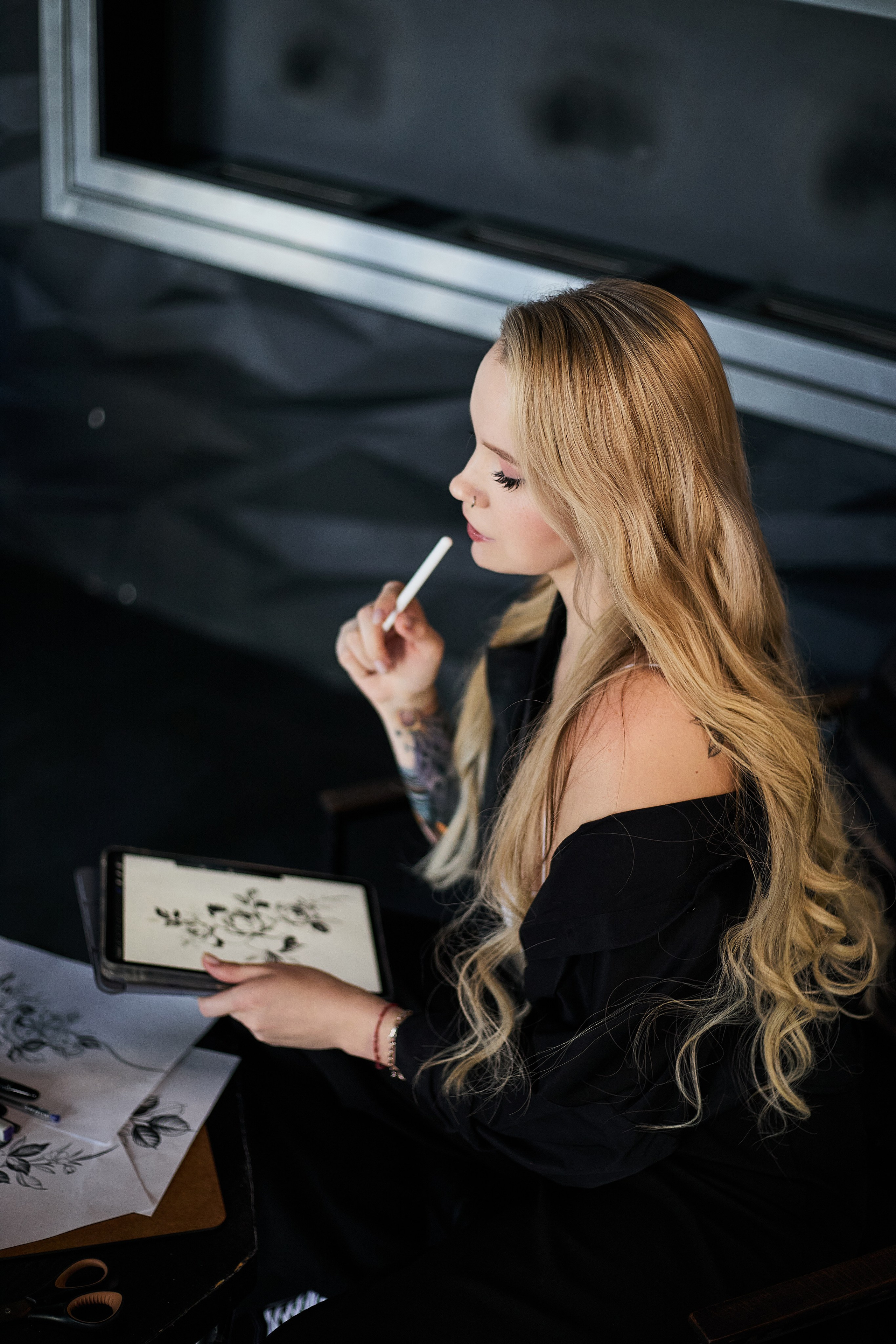 Тату мастер. Репортажный Фотограф Москва Дарья Лунева