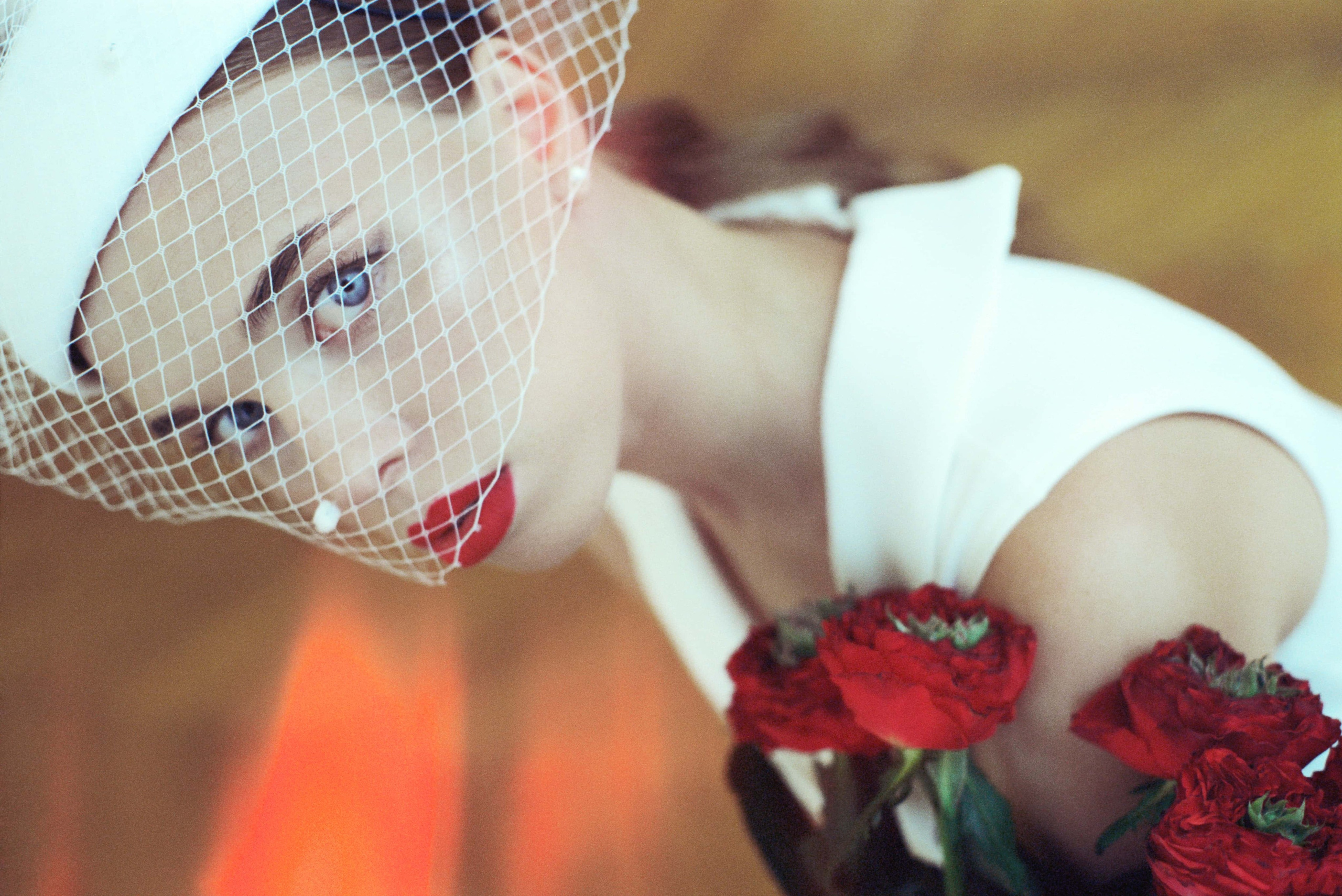 Стилист и плёночный фотограф Анастасия Шлокова в Санкт-Петербурге и Москве