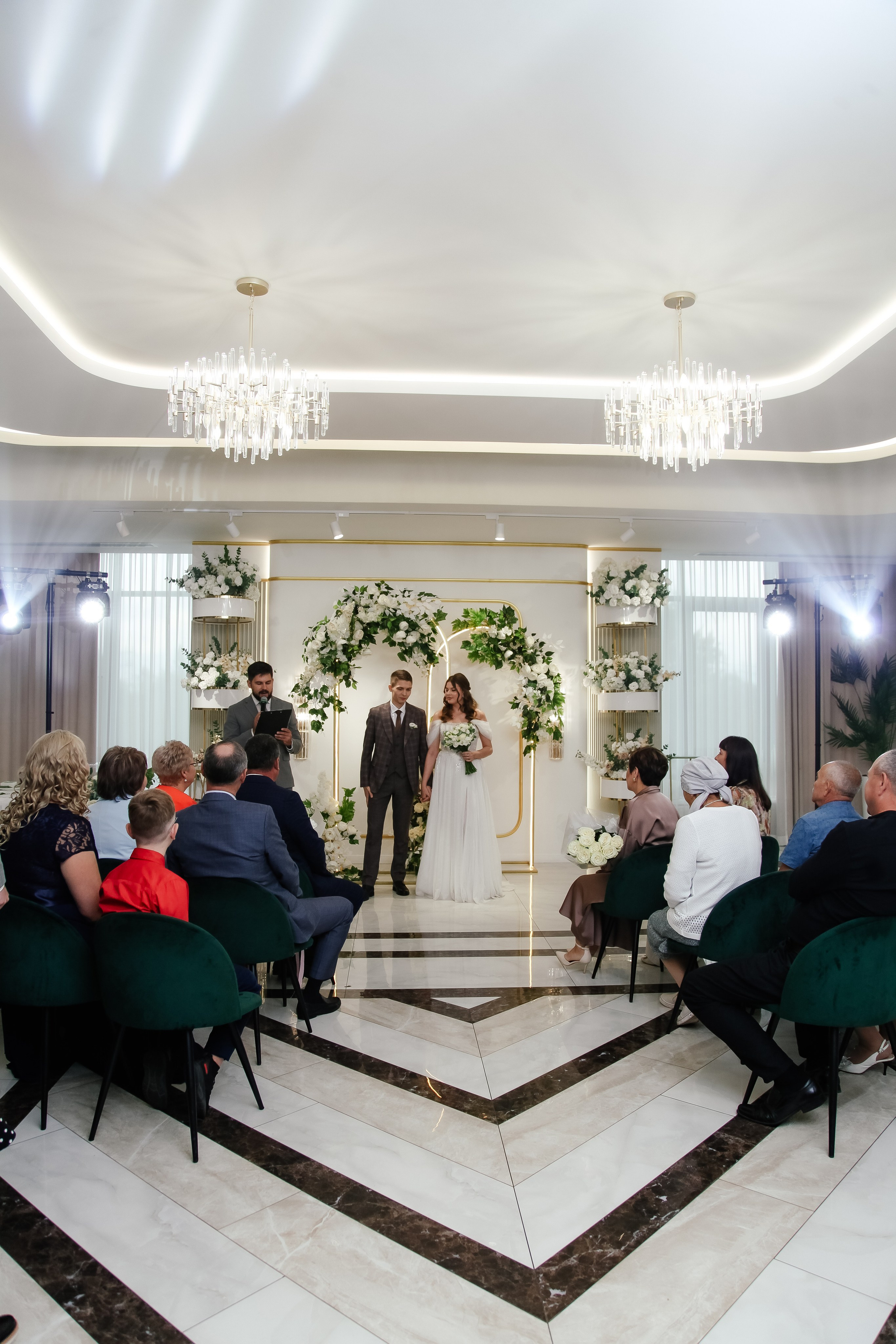 Эмиль и Евгения. Свадебный фотограф в Санкт-Петербурге Лолита Романова