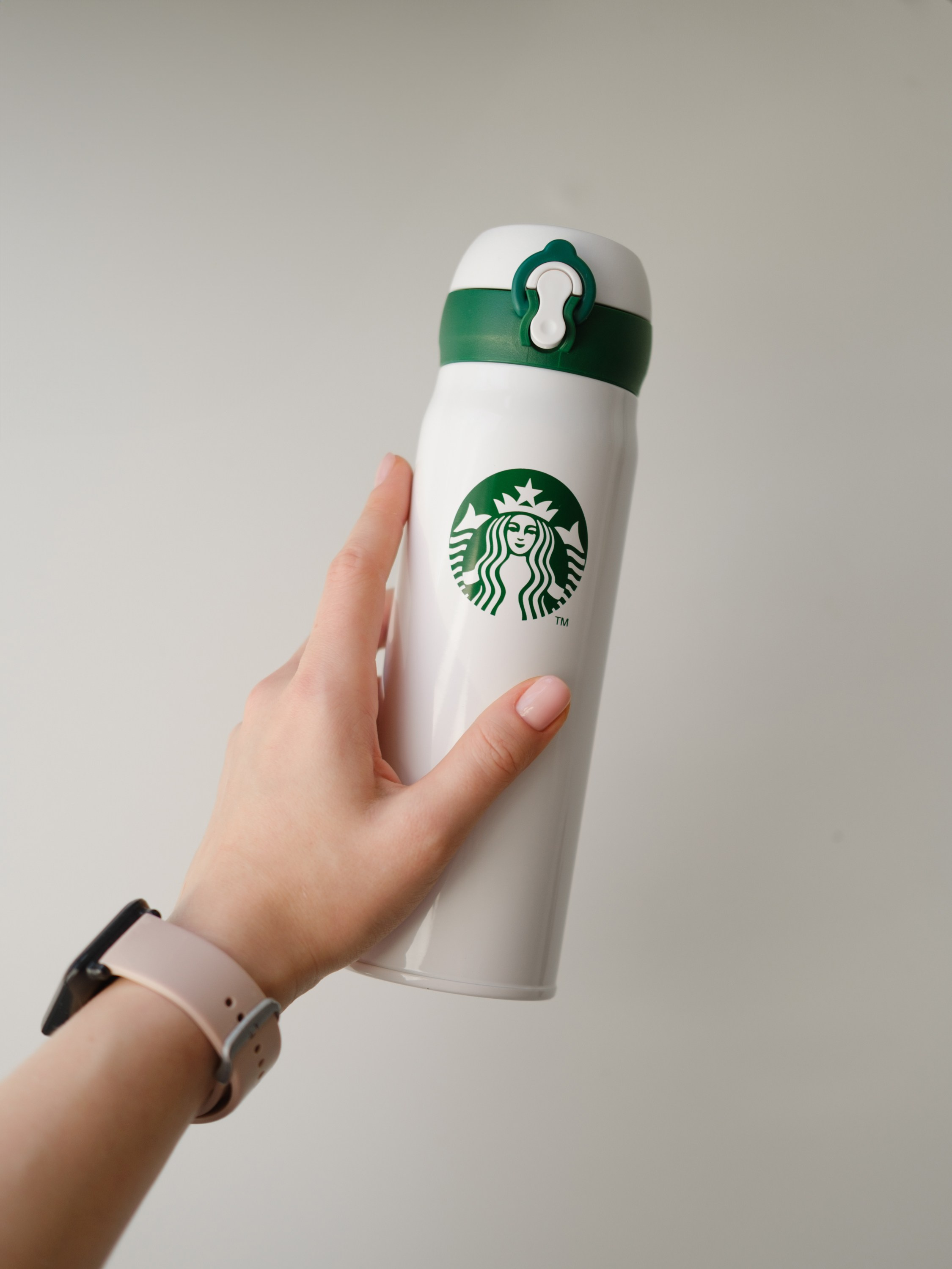 Термокружки. Фотограф Софья Володкина