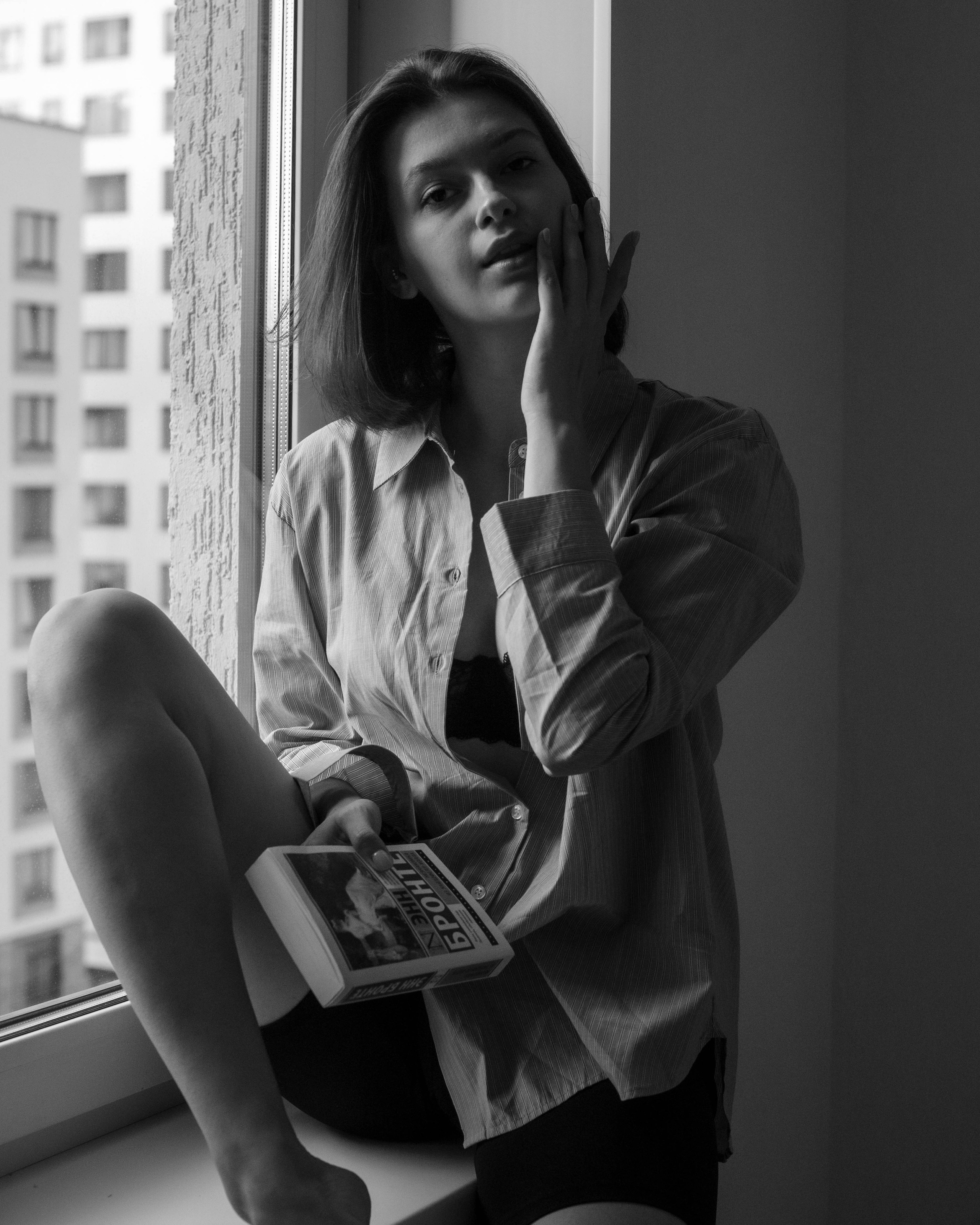 Яна. Женский фотограф. Создатель украшений ручной работы. Модель